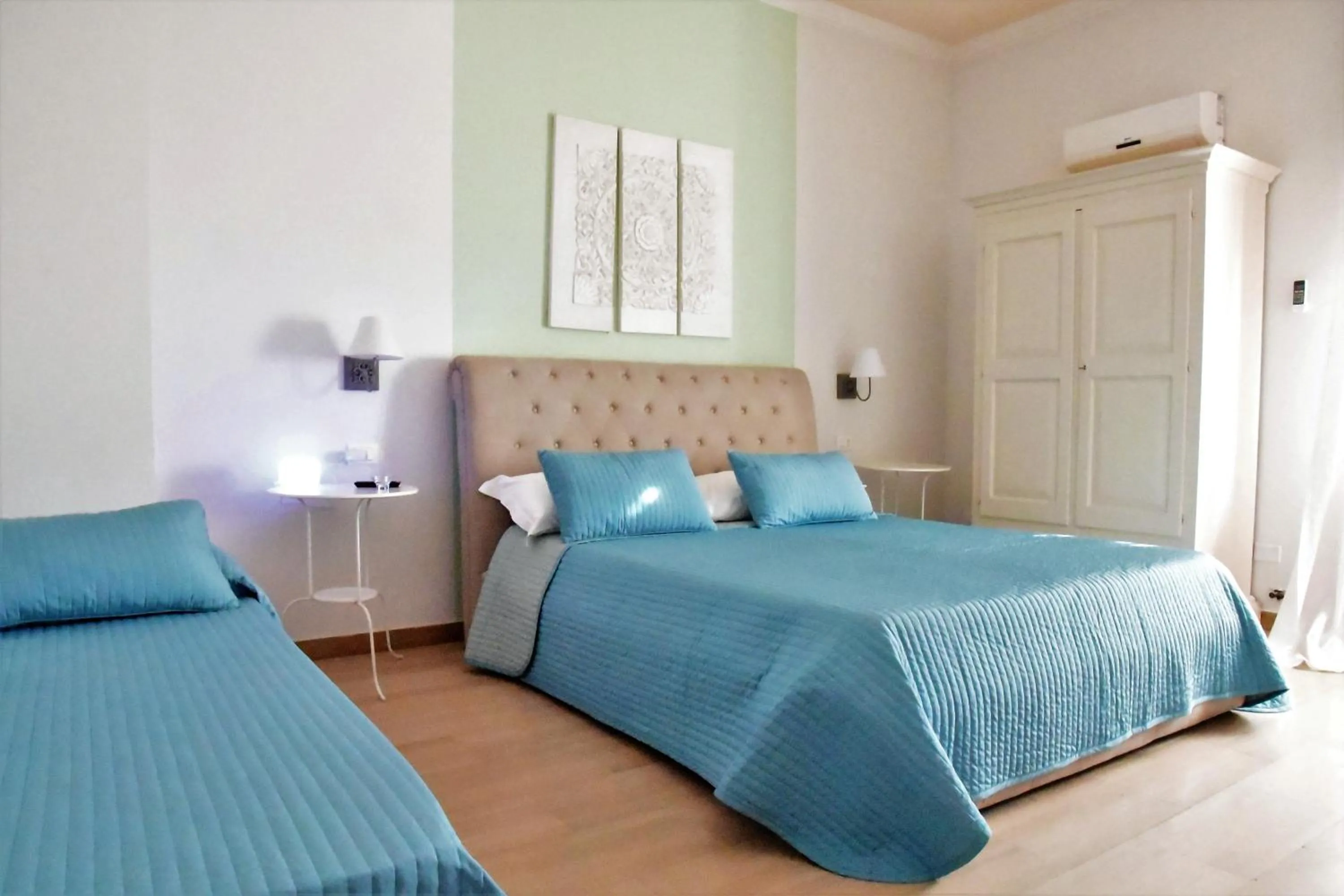 Comfort Triple Room in Simonetta's Rooms