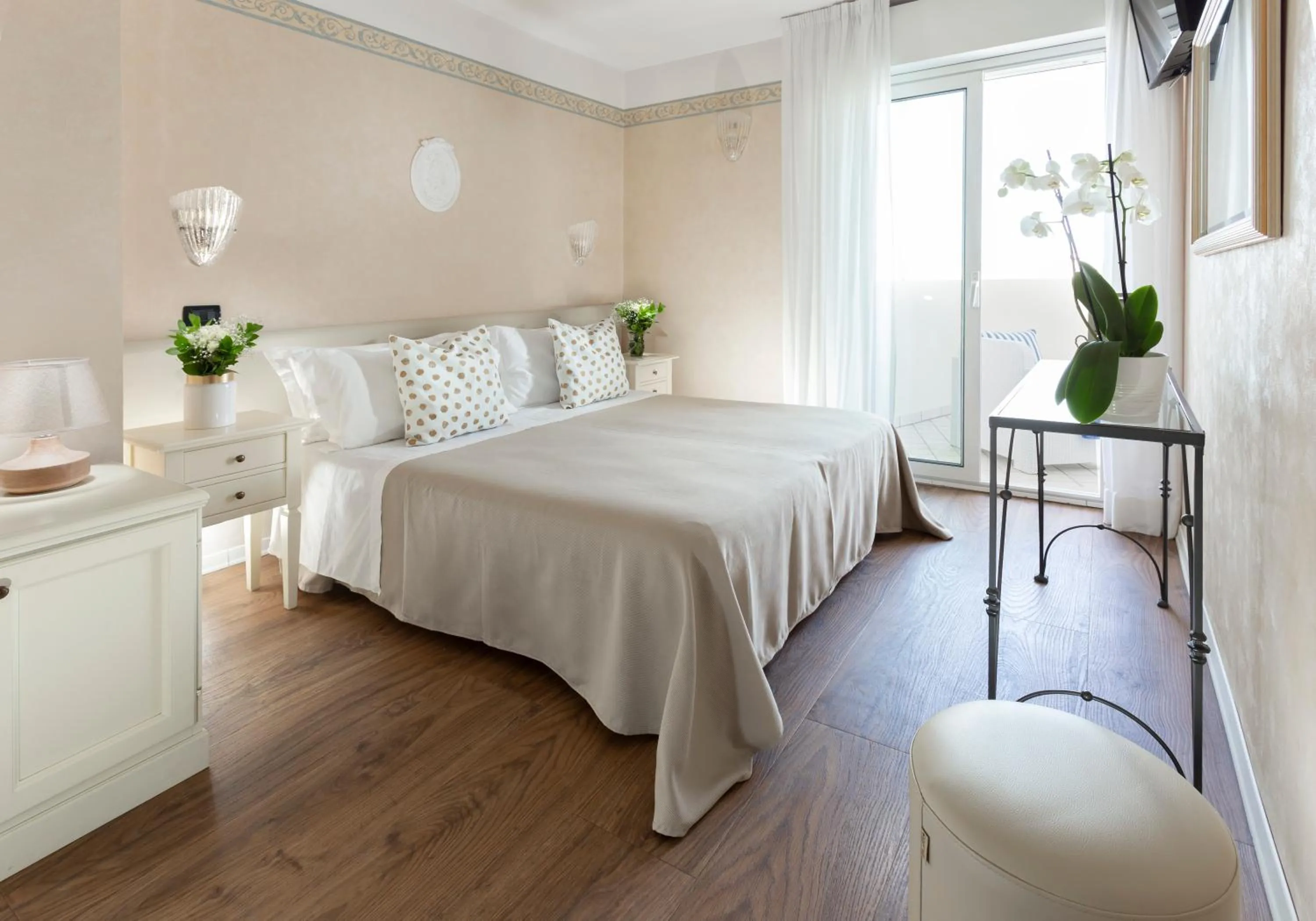 Photo of the whole room, Bed in Hotel Apollo