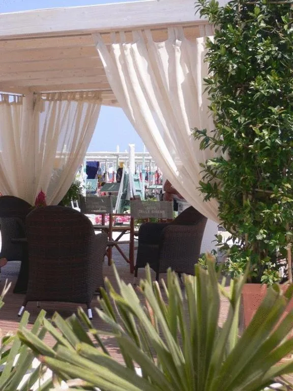 Beach in Hotel Apollo