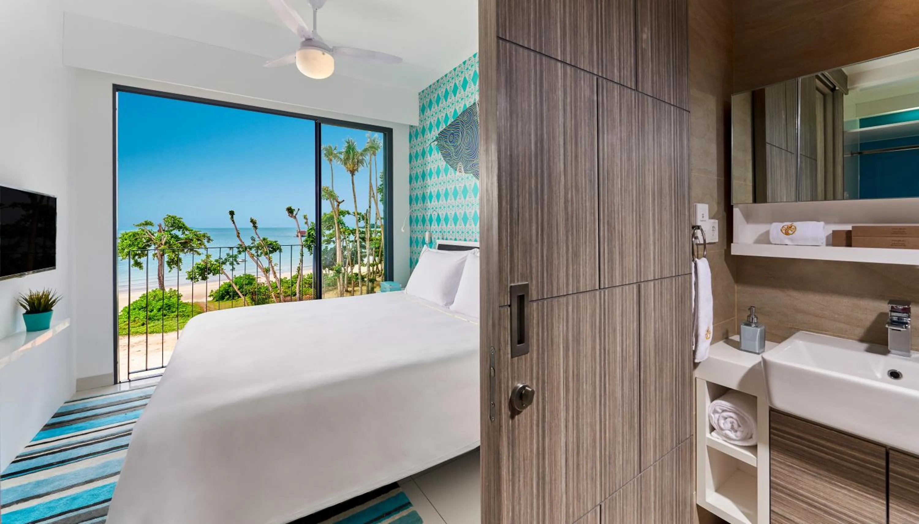 Bathroom, Bed in Cassia Bintan, part of Banyan Group