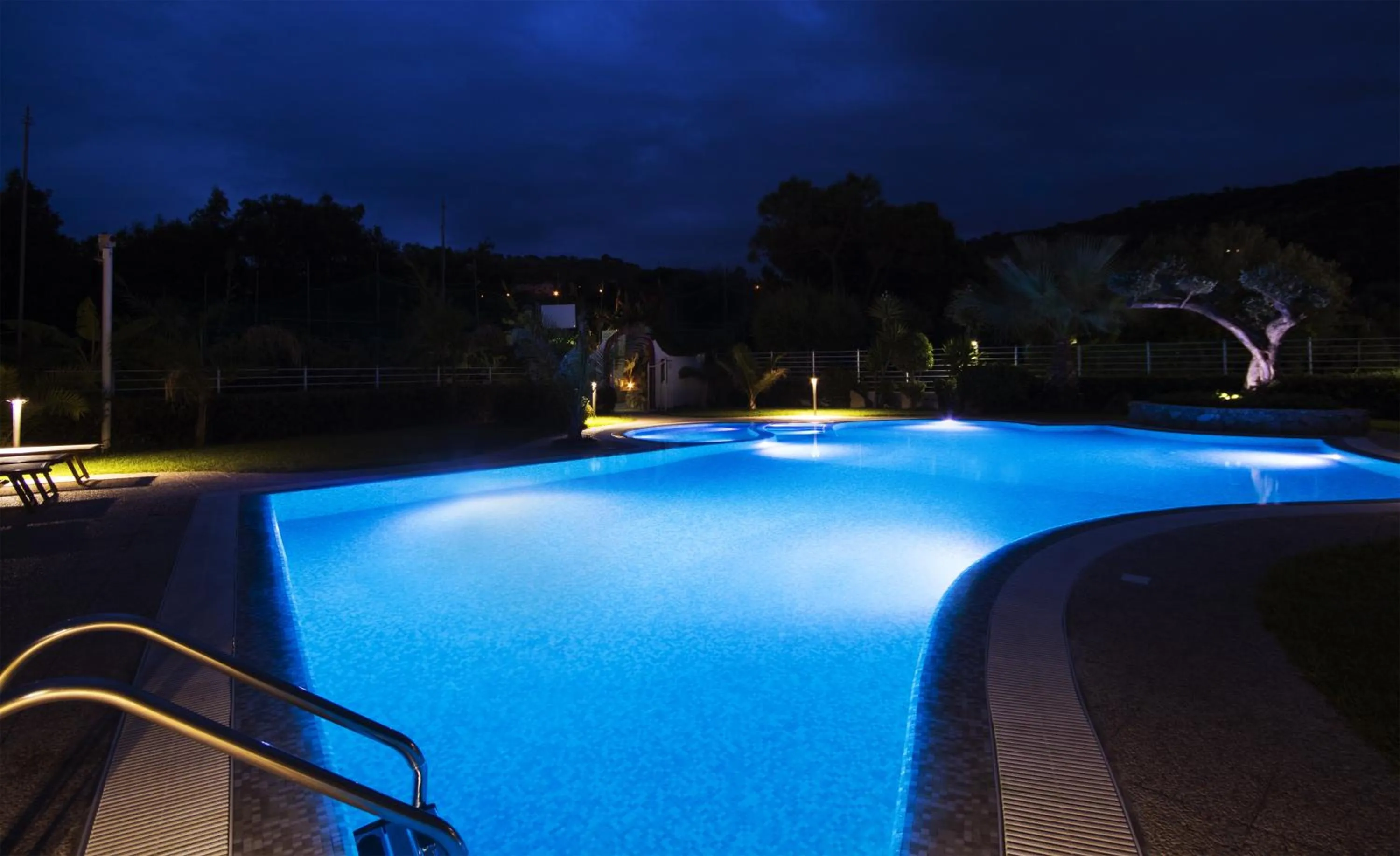 Swimming pool in Park Oasi Resort
