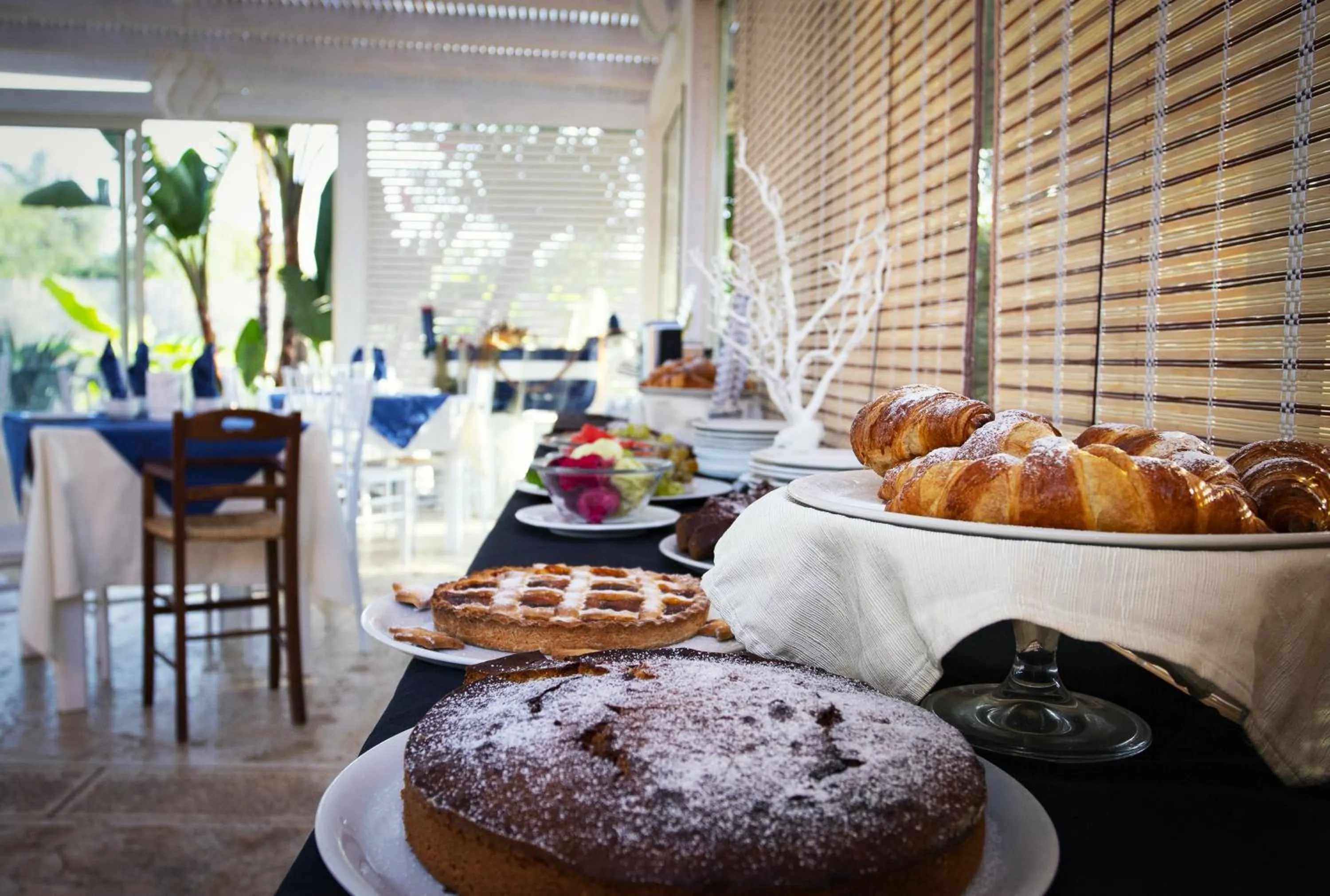 Food and drinks in Park Oasi Resort