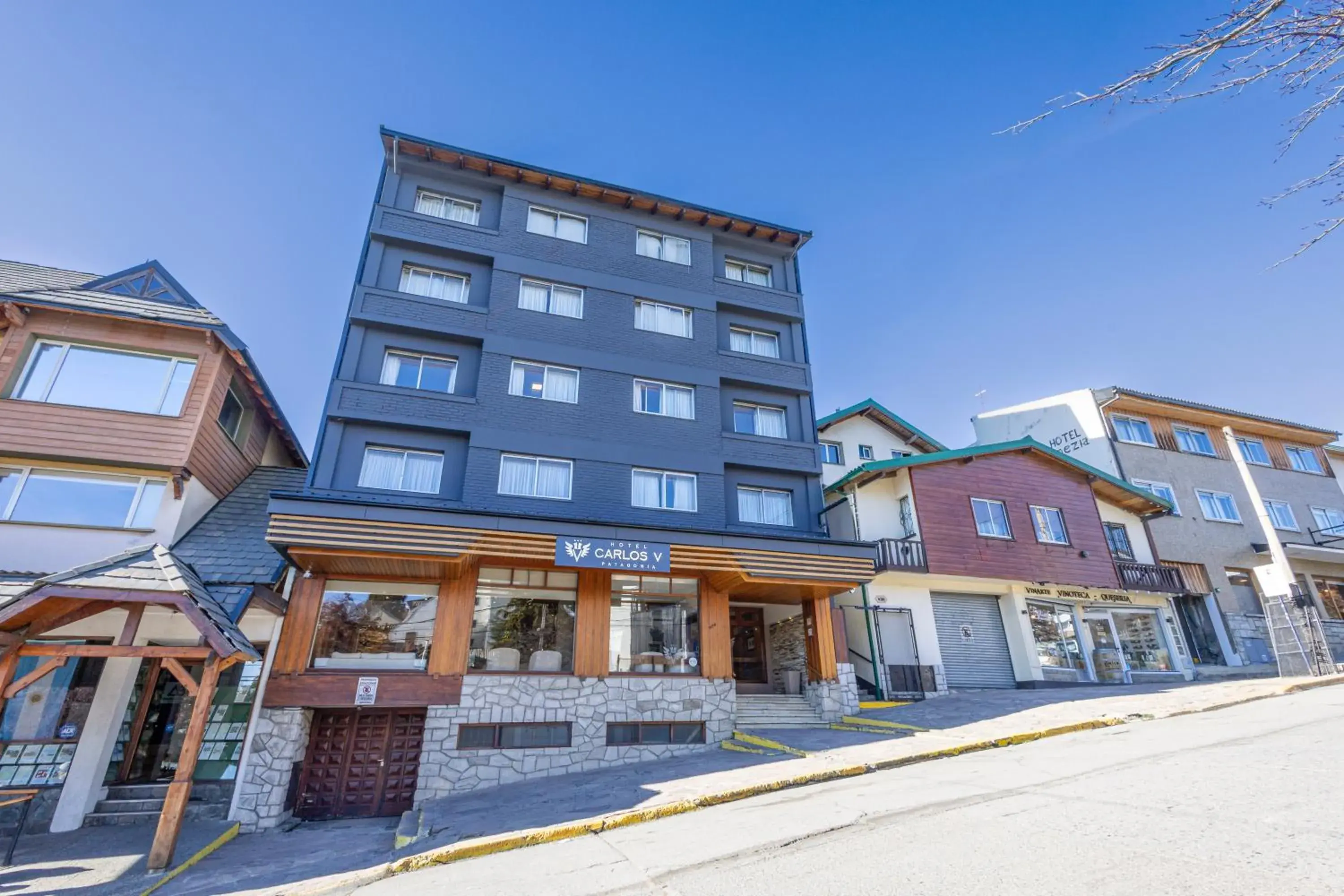 Facade/entrance in Carlos V Patagonia Facade/entrance in Carlos V Patagonia