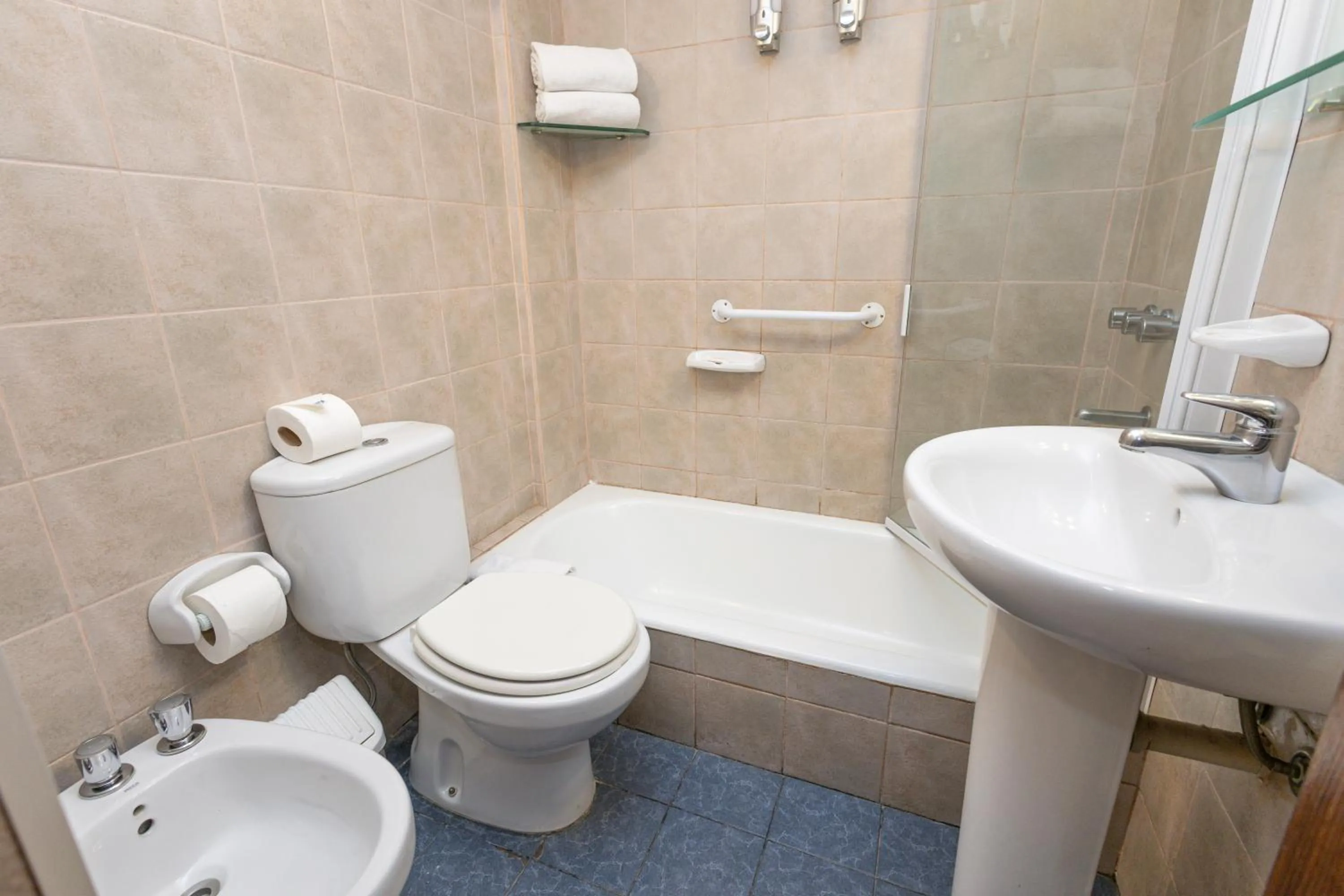 Shower in Carlos V Patagonia