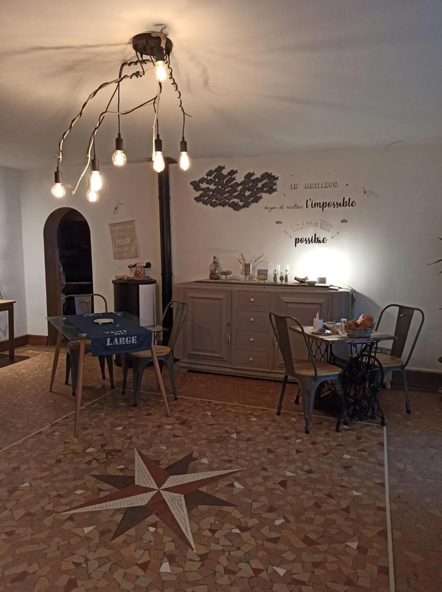 Living room in Maison d'hôtes "At'Home"