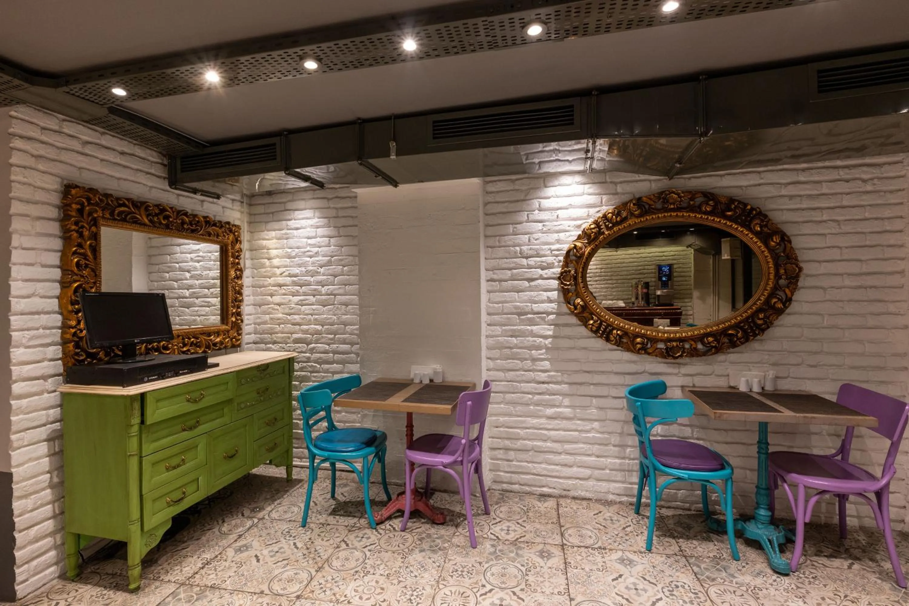 Breakfast in Tulip City Hotel & Spa