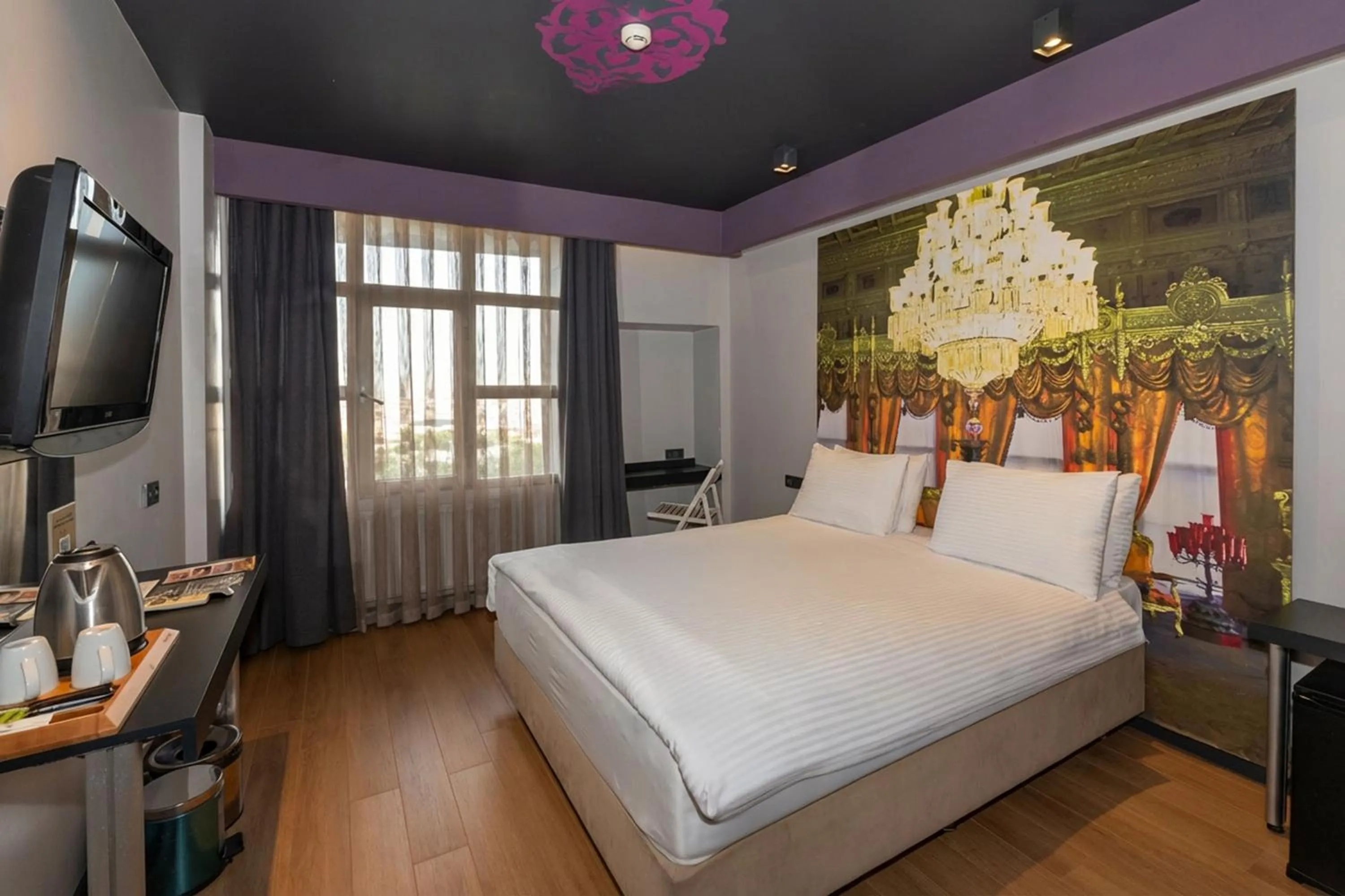 Photo of the whole room, Bed in Tulip City Hotel & Spa