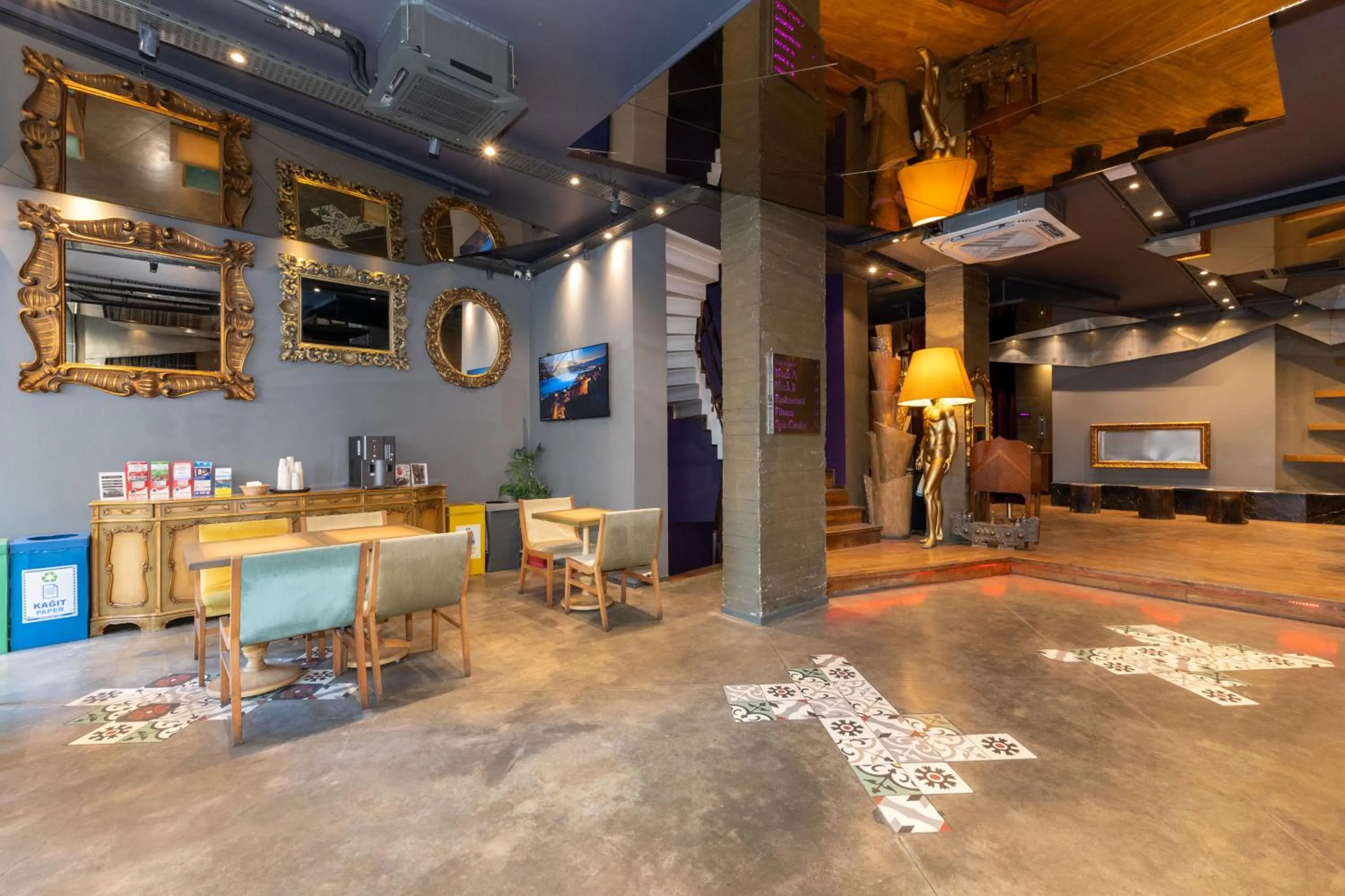 Lobby or reception in Tulip City Hotel & Spa