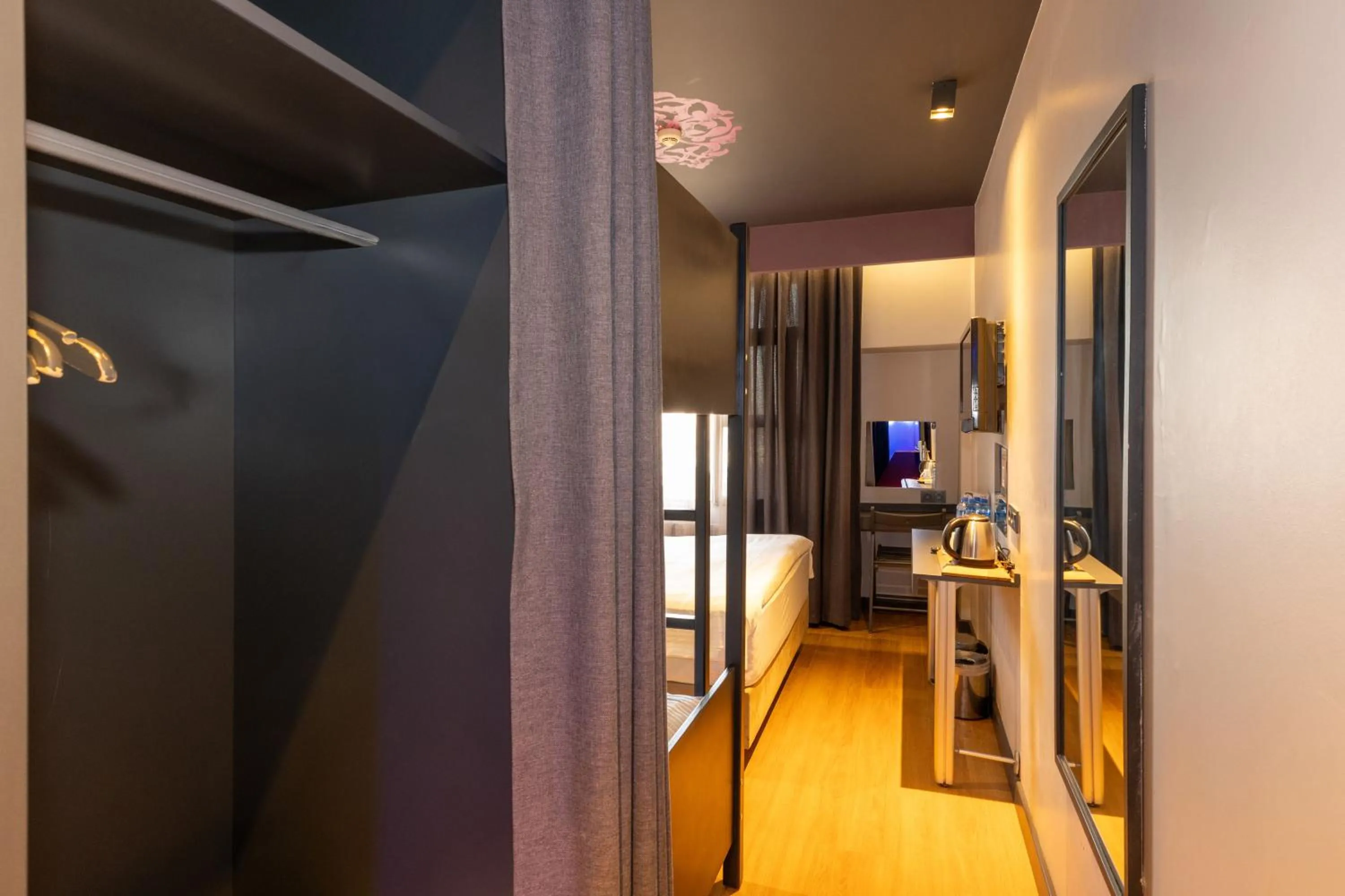 Photo of the whole room in Tulip City Hotel & Spa