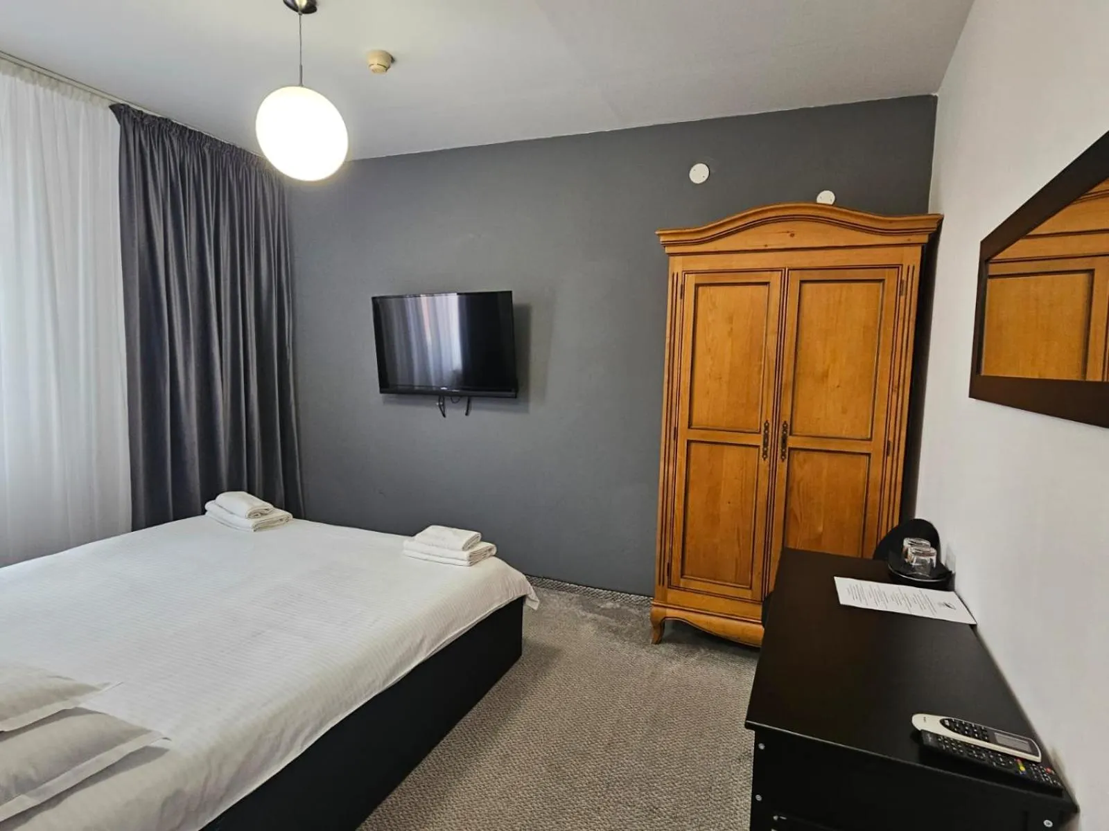 Bed in Meteor Central