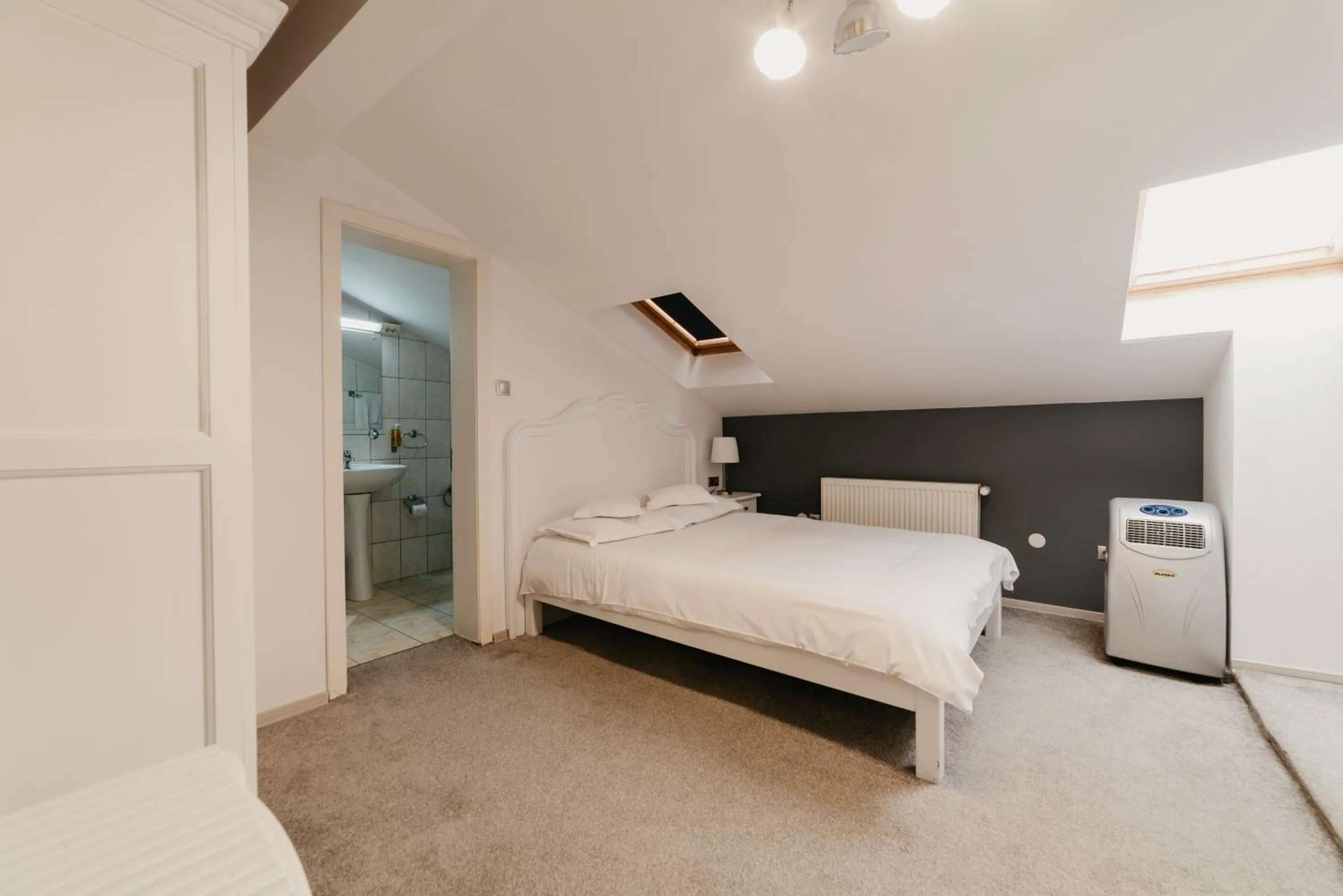 Bed in Meteor Central