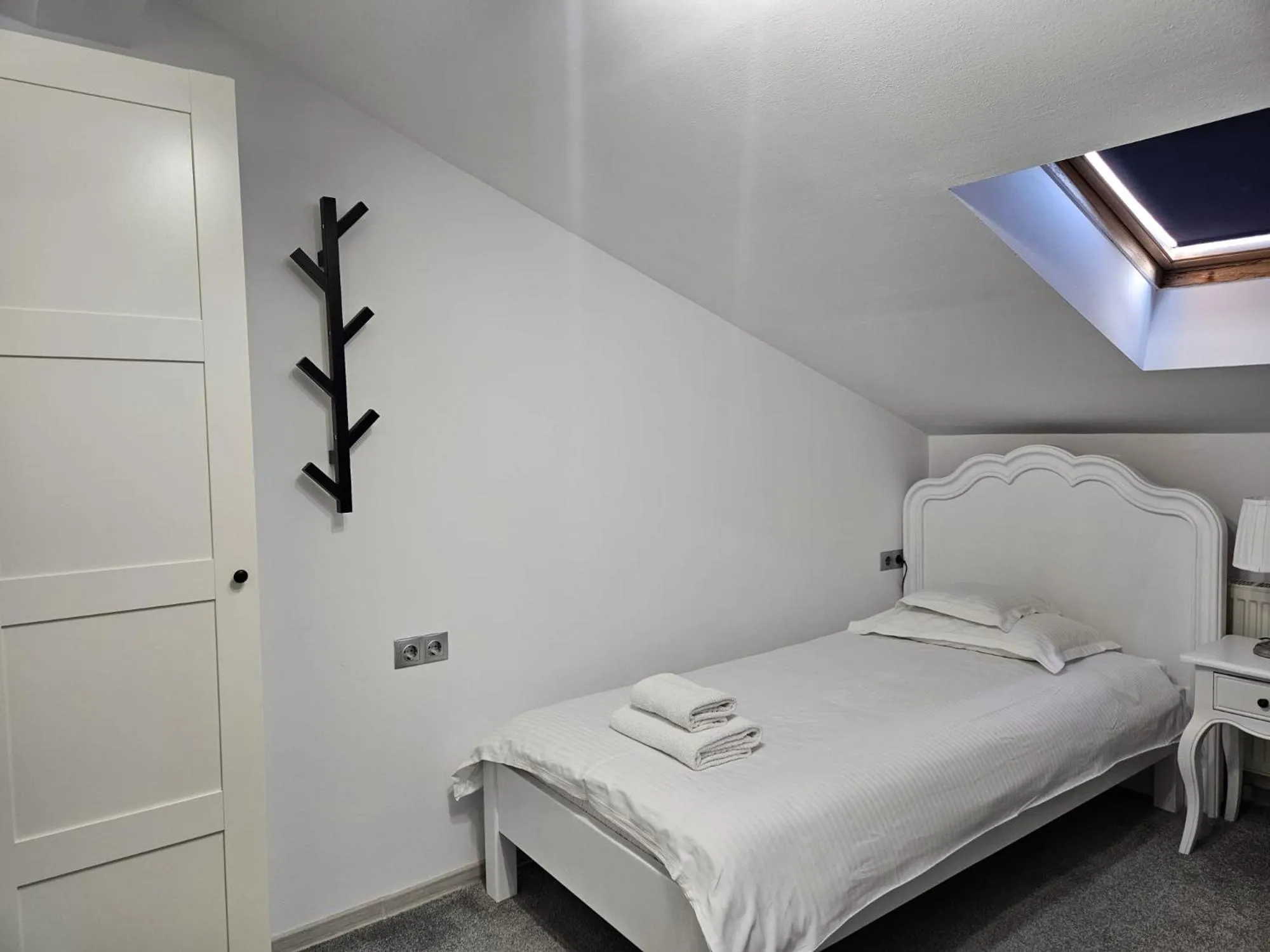 Bed in Meteor Central