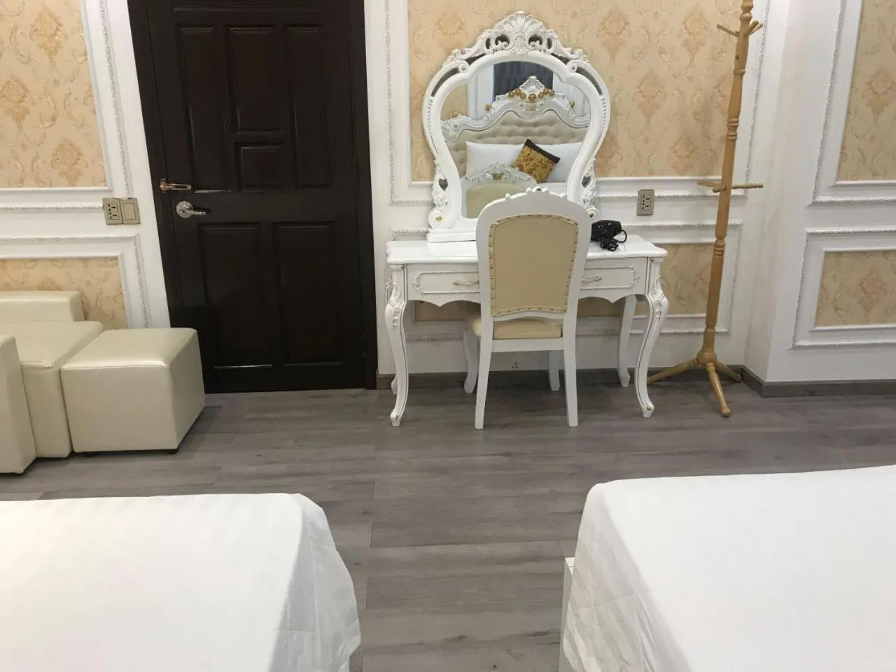 Bed in THANH TAI HOTEl 1