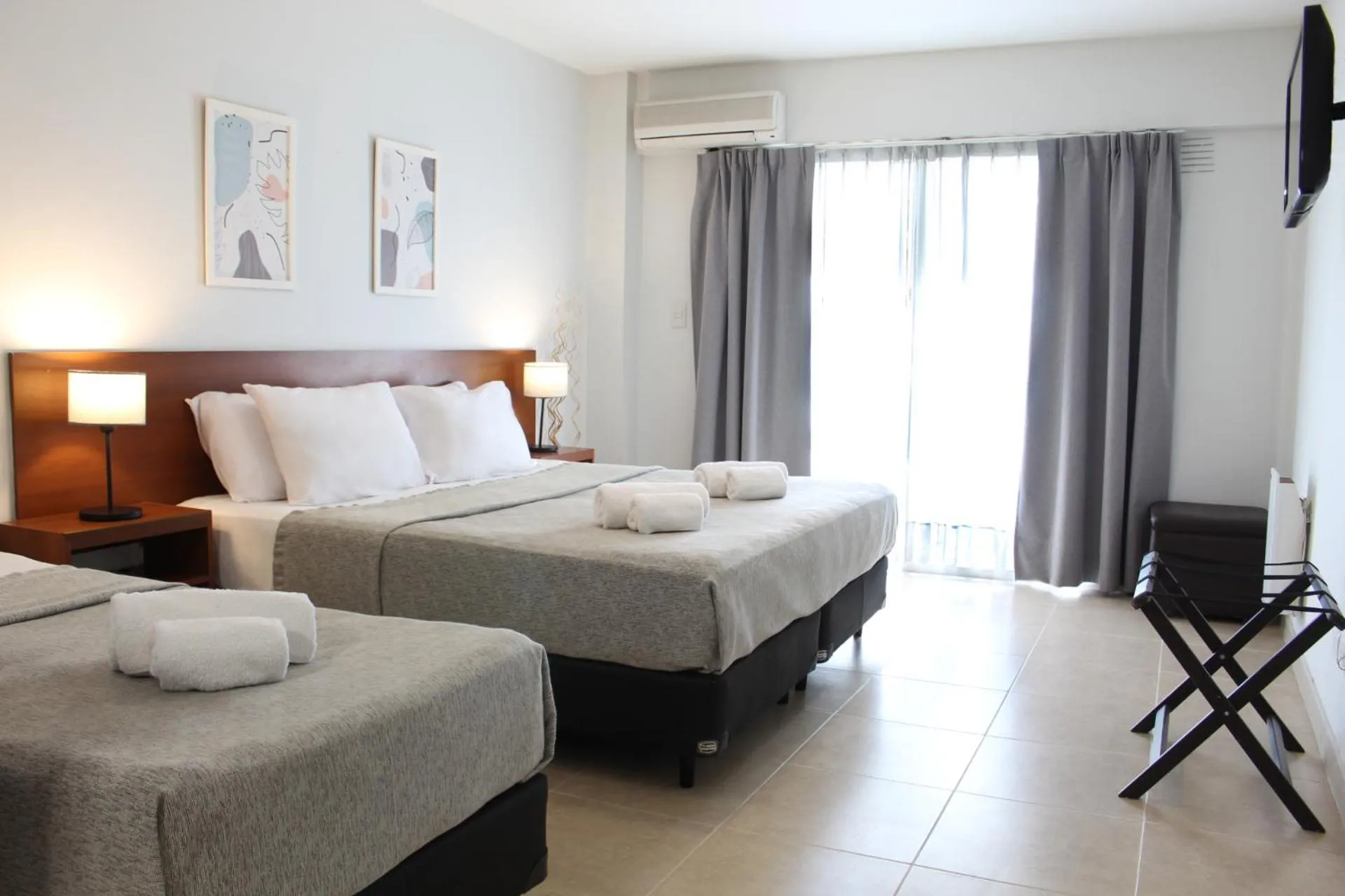 Bed in Soltigua Apart Hotel Mendoza