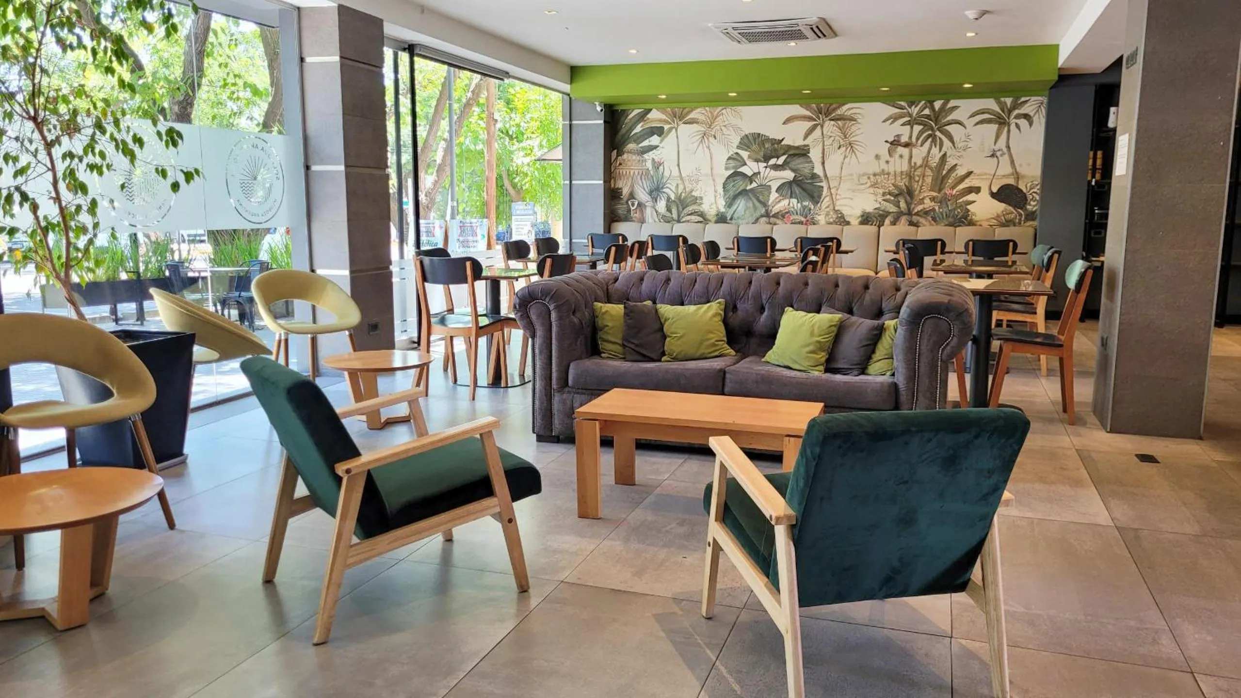 Lobby or reception in Soltigua Apart Hotel Mendoza