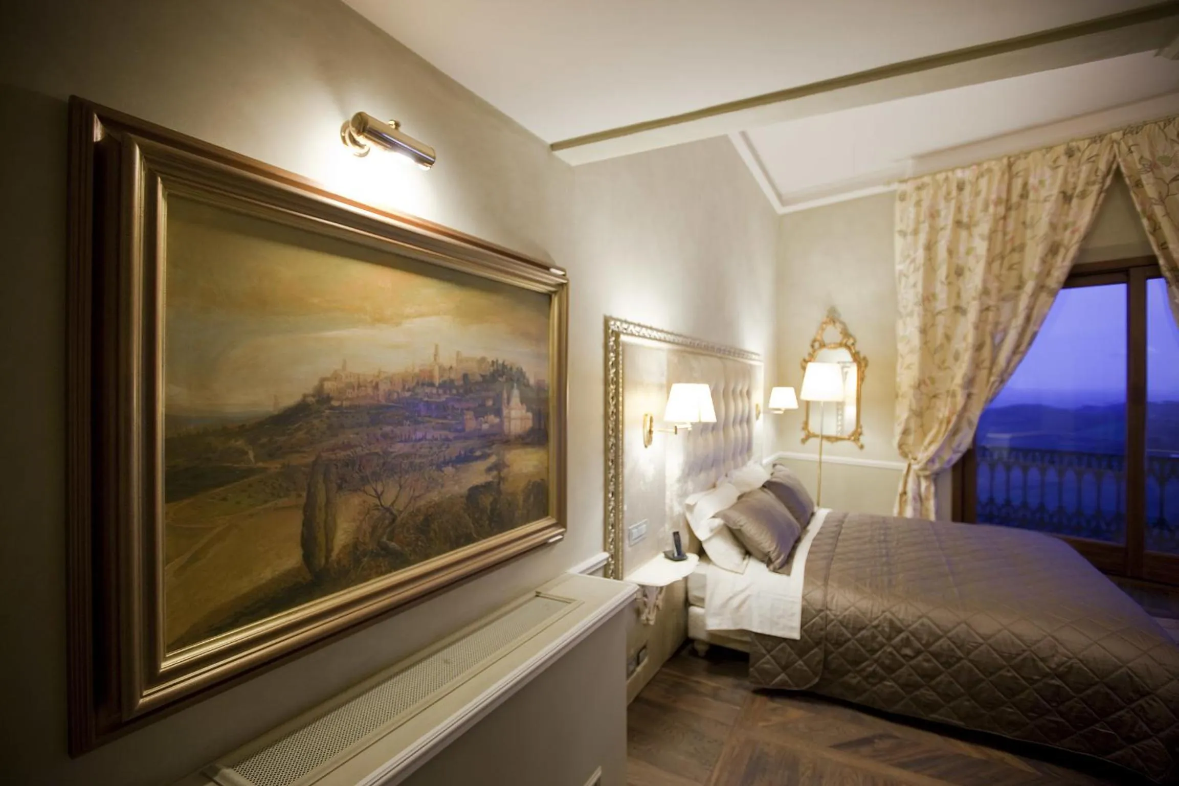 Photo of the whole room, Bed in Palazzo Carletti