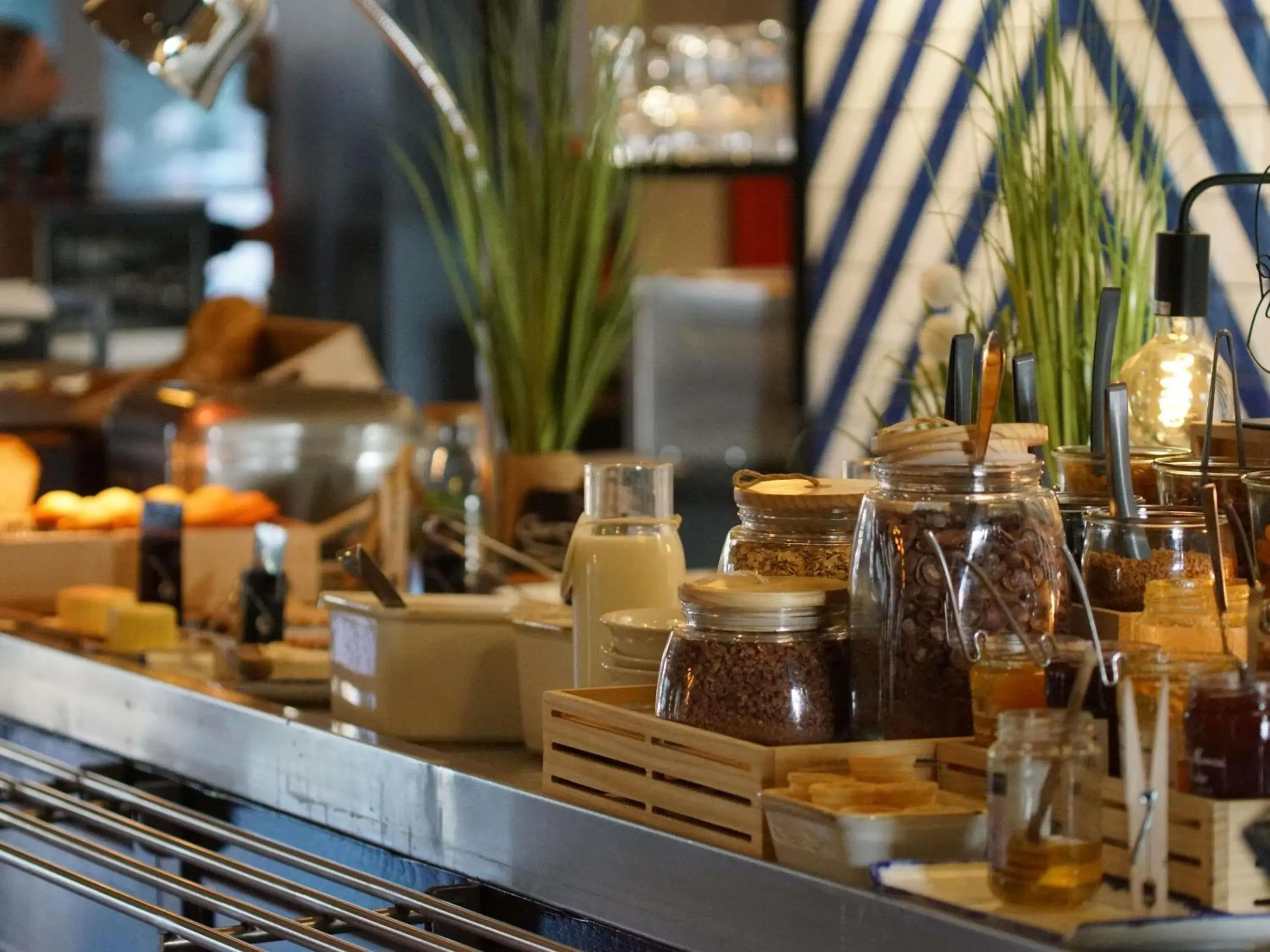 Breakfast in ibis Manosque Cadarache Breakfast in ibis Manosque Cadarache