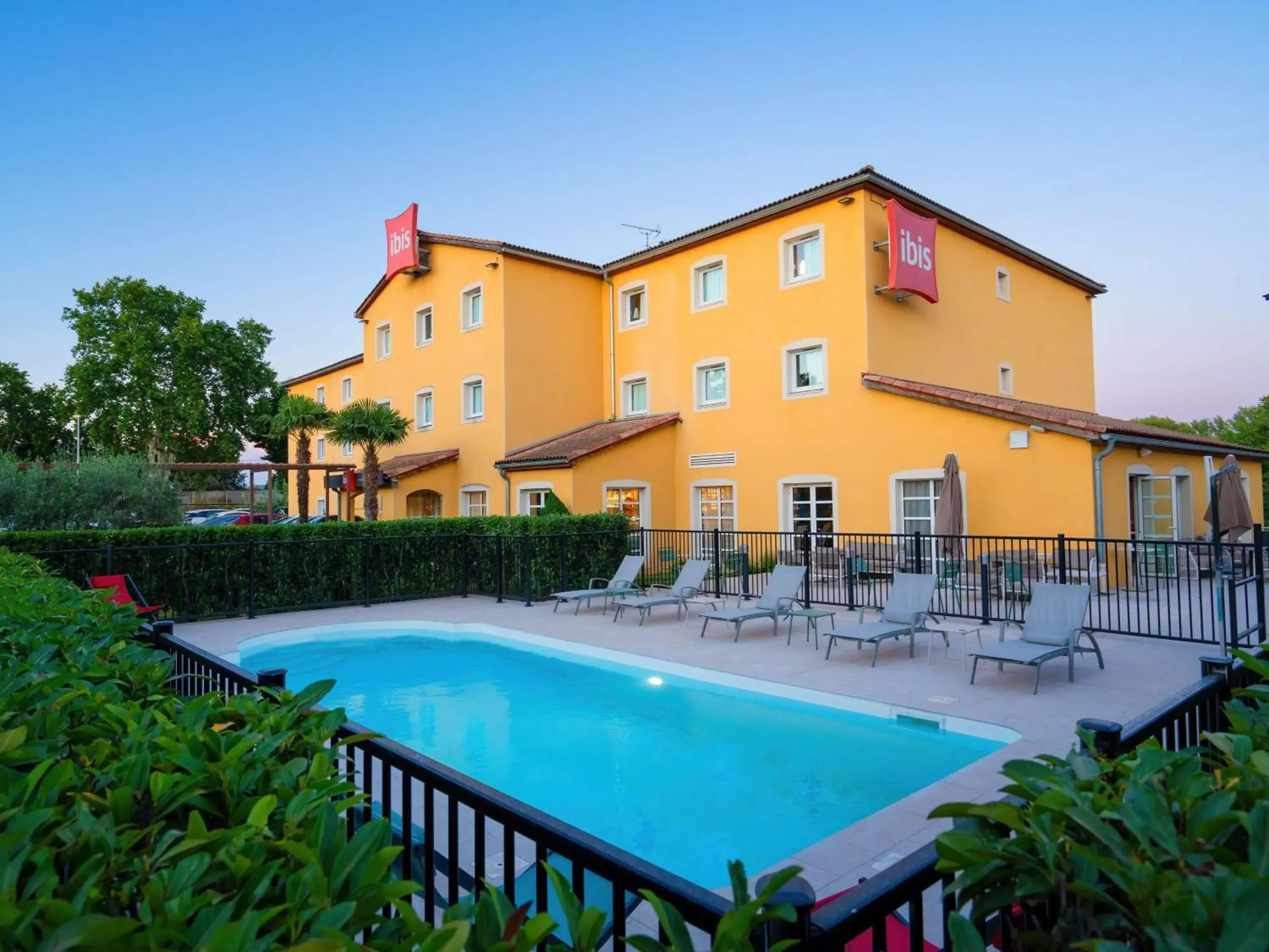 Pool view in ibis Manosque Cadarache Pool view in ibis Manosque Cadarache