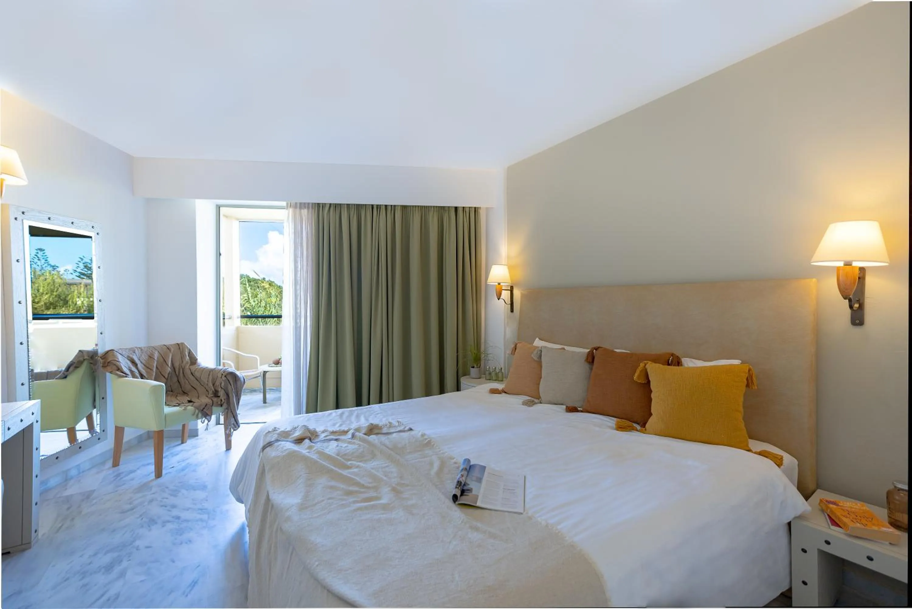 Bed in Giannoulis – Santa Marina Beach Hotel