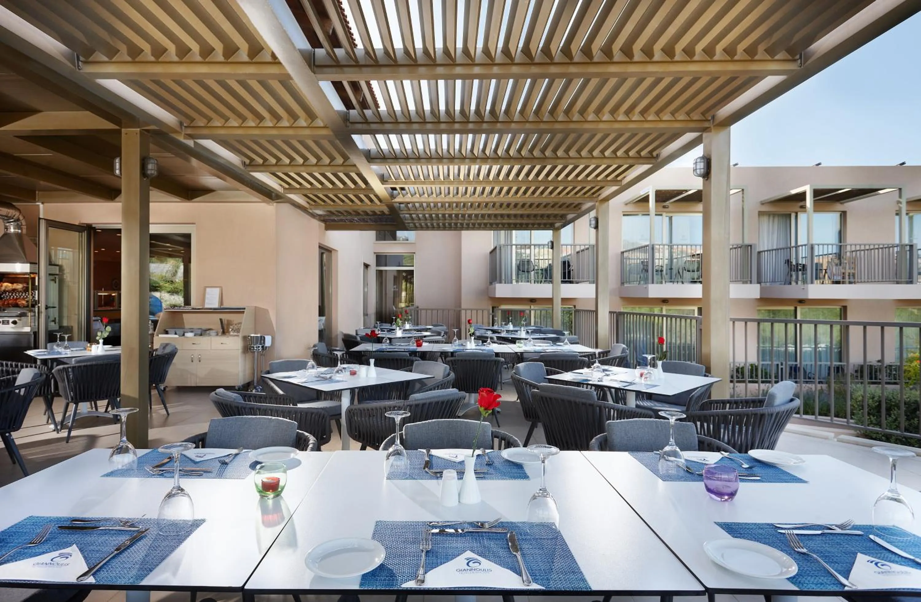 Restaurant/places to eat in Giannoulis – Santa Marina Beach Hotel