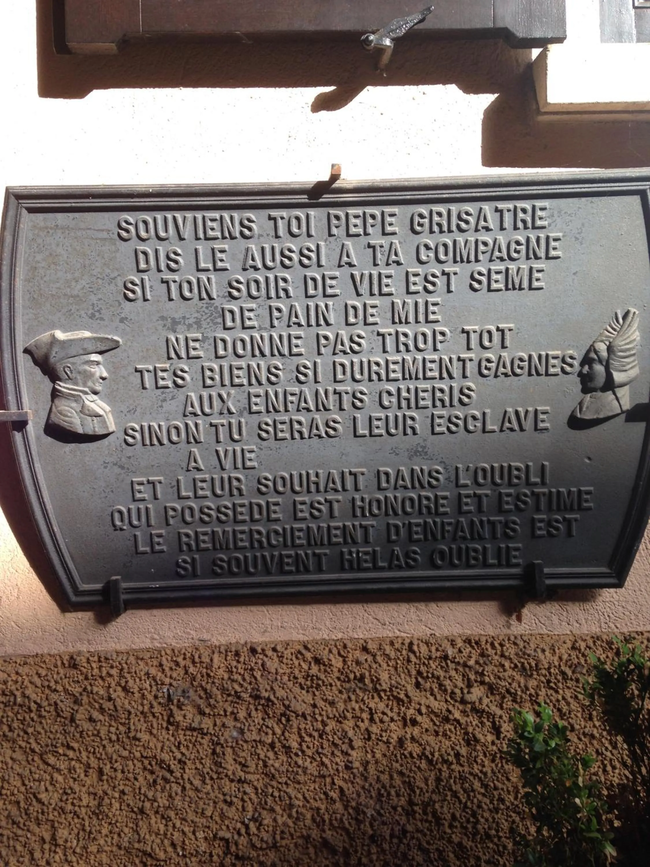 Property building in Le Gouverneur Hotel