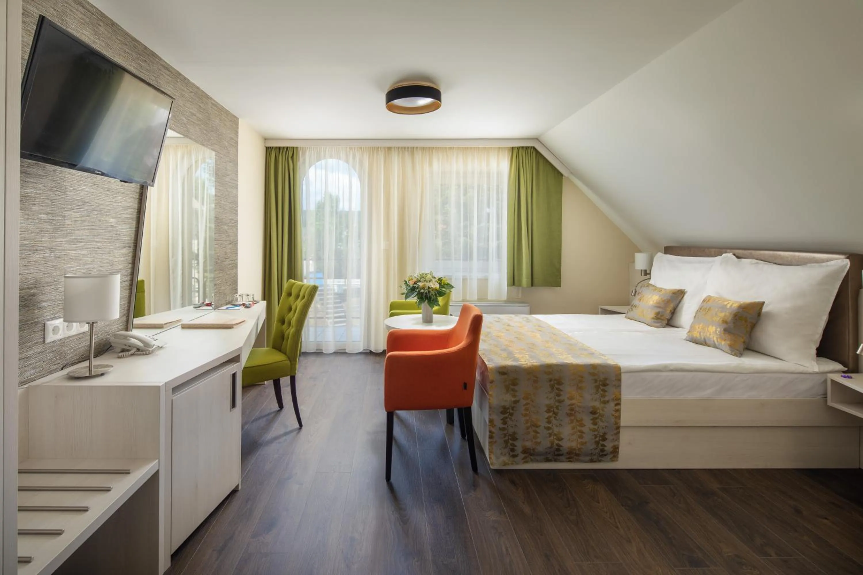 Bedroom, Bed in Kehida Termál Resort & Spa