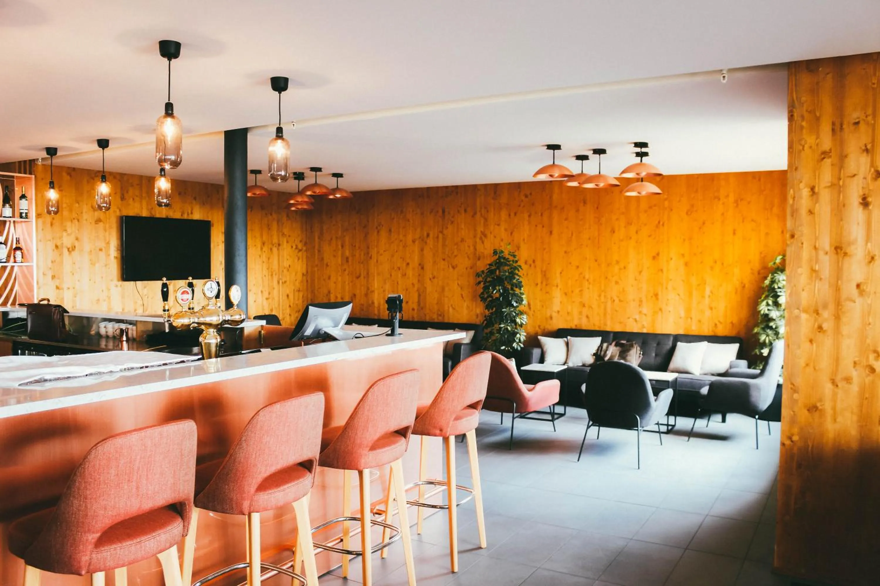 Lounge or bar in Fosshotel Mývatn