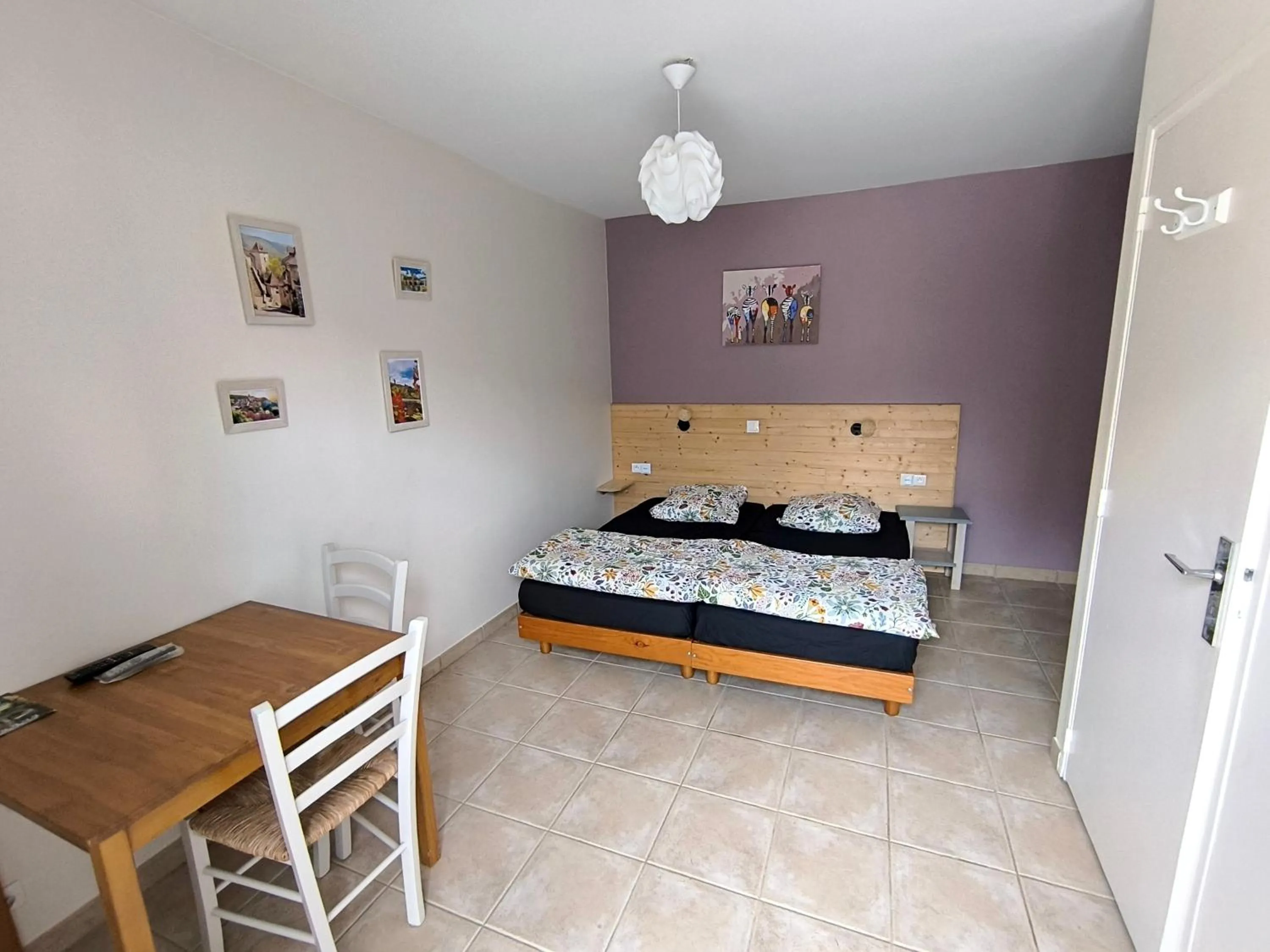 Bed in Le Mas des 3 Anes