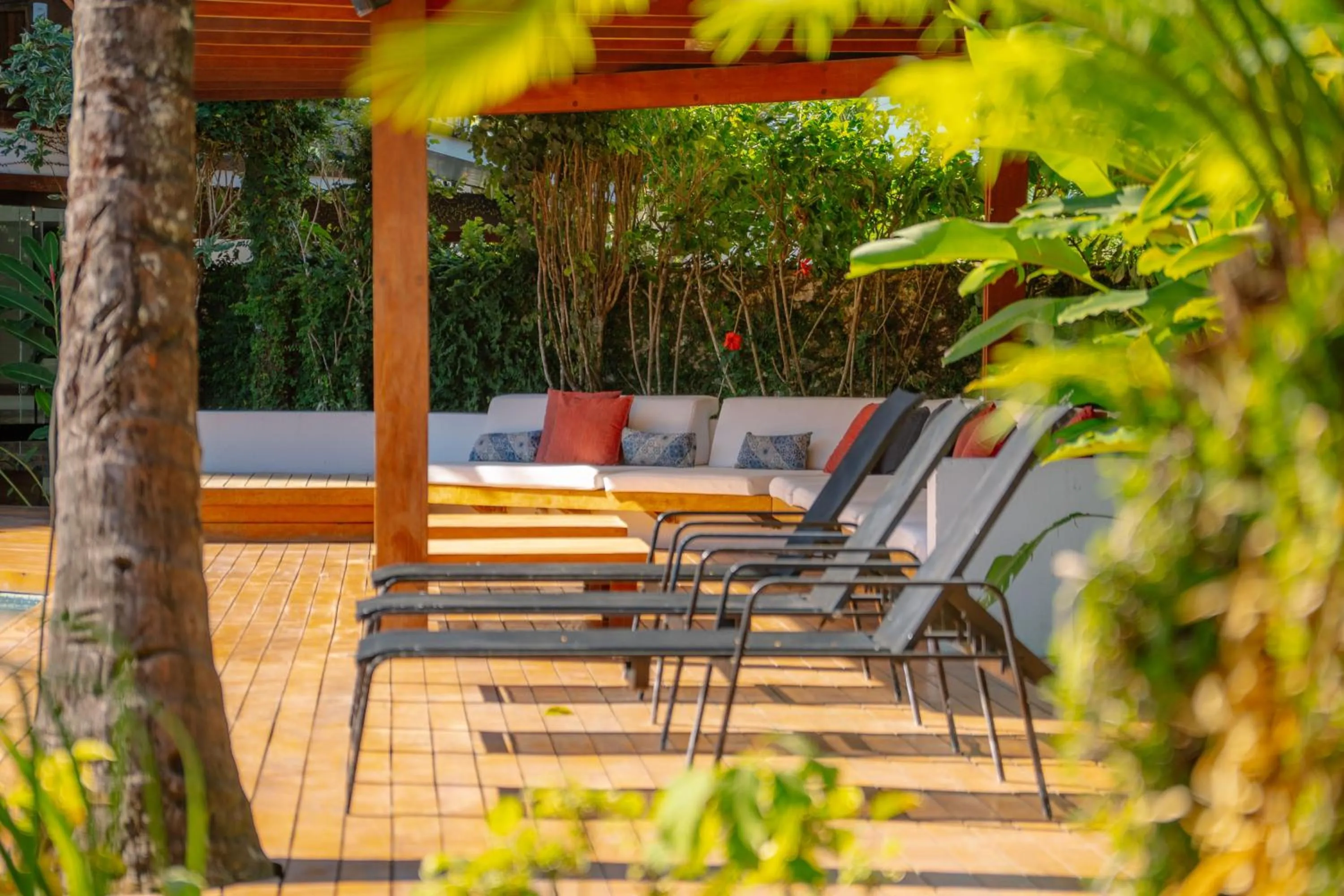 Property building in Hotel Flamingo Beach by HC