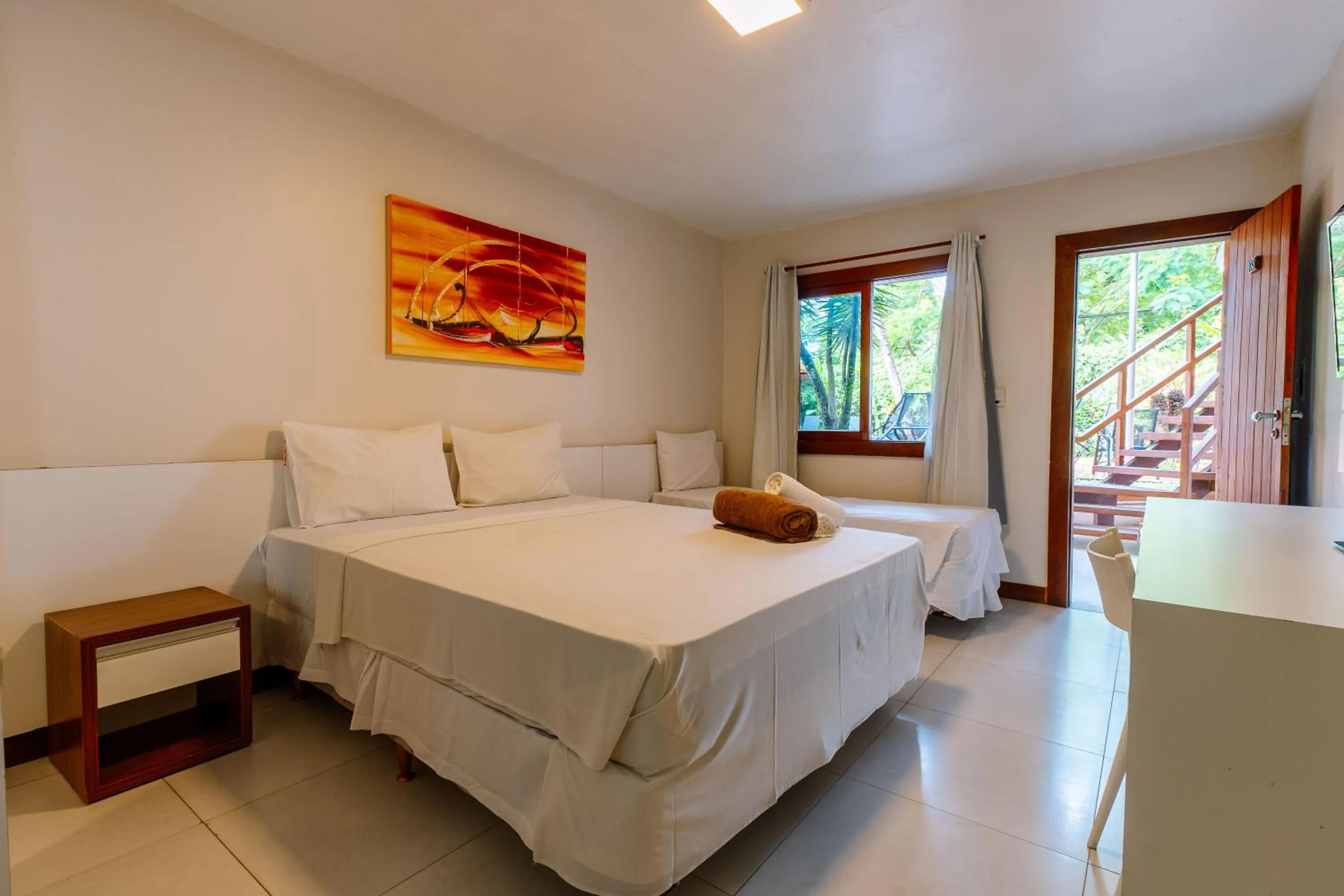 Bedroom, Bed in Hotel Flamingo Beach by HC