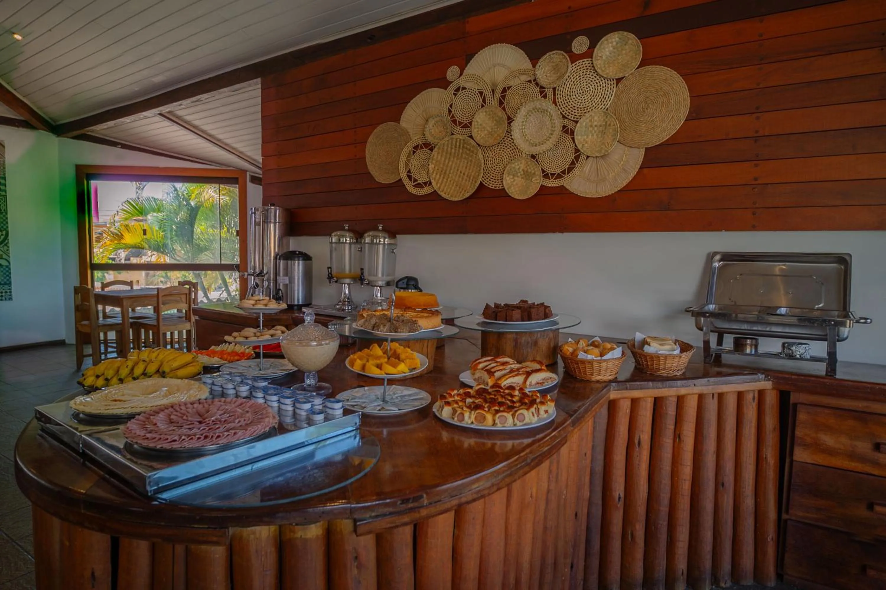 Breakfast in Hotel Flamingo Beach by HC