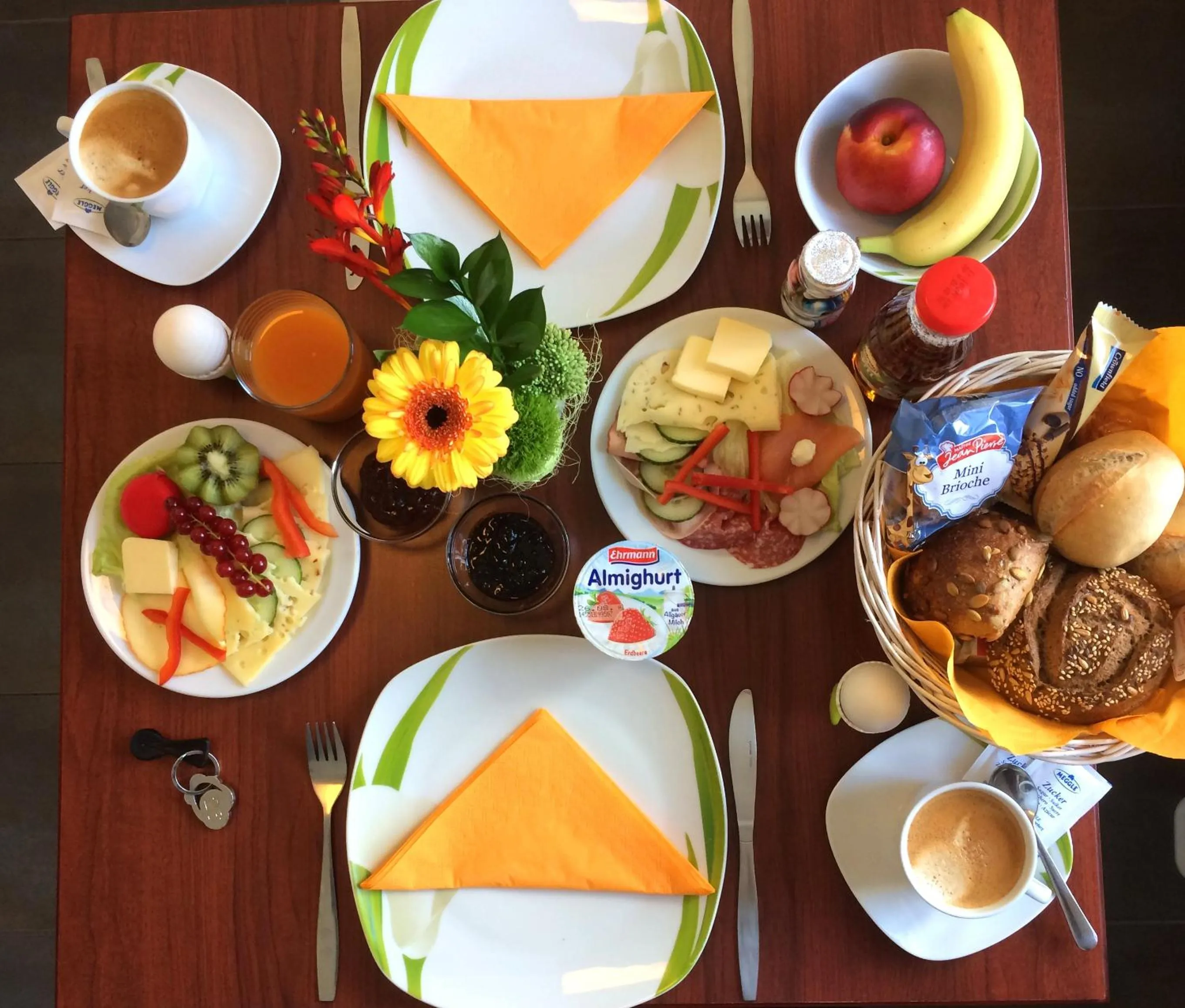 Breakfast in SchlafGut AppartementHotel