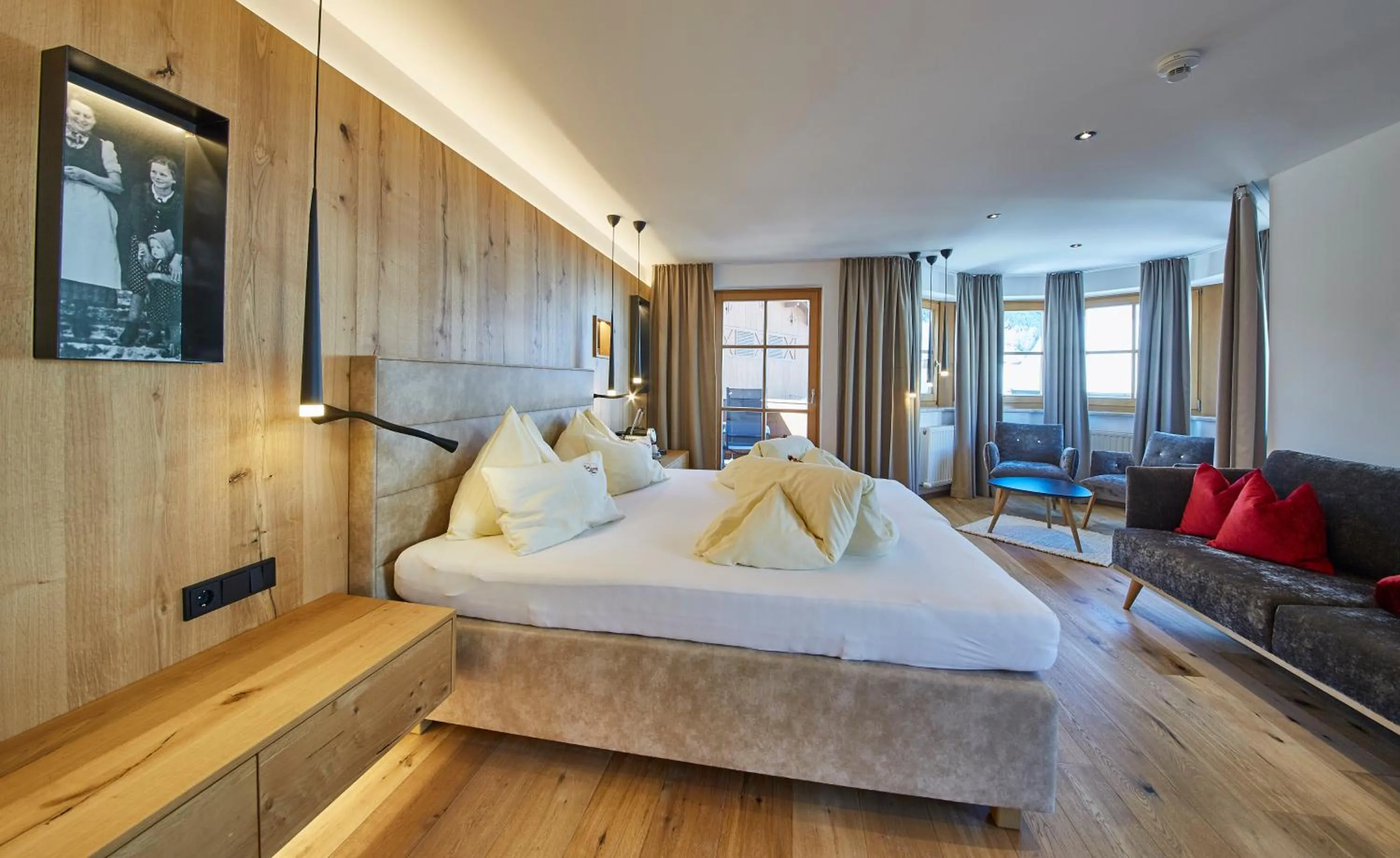 Bed in Bauernhof Hotel Oberschwarzach