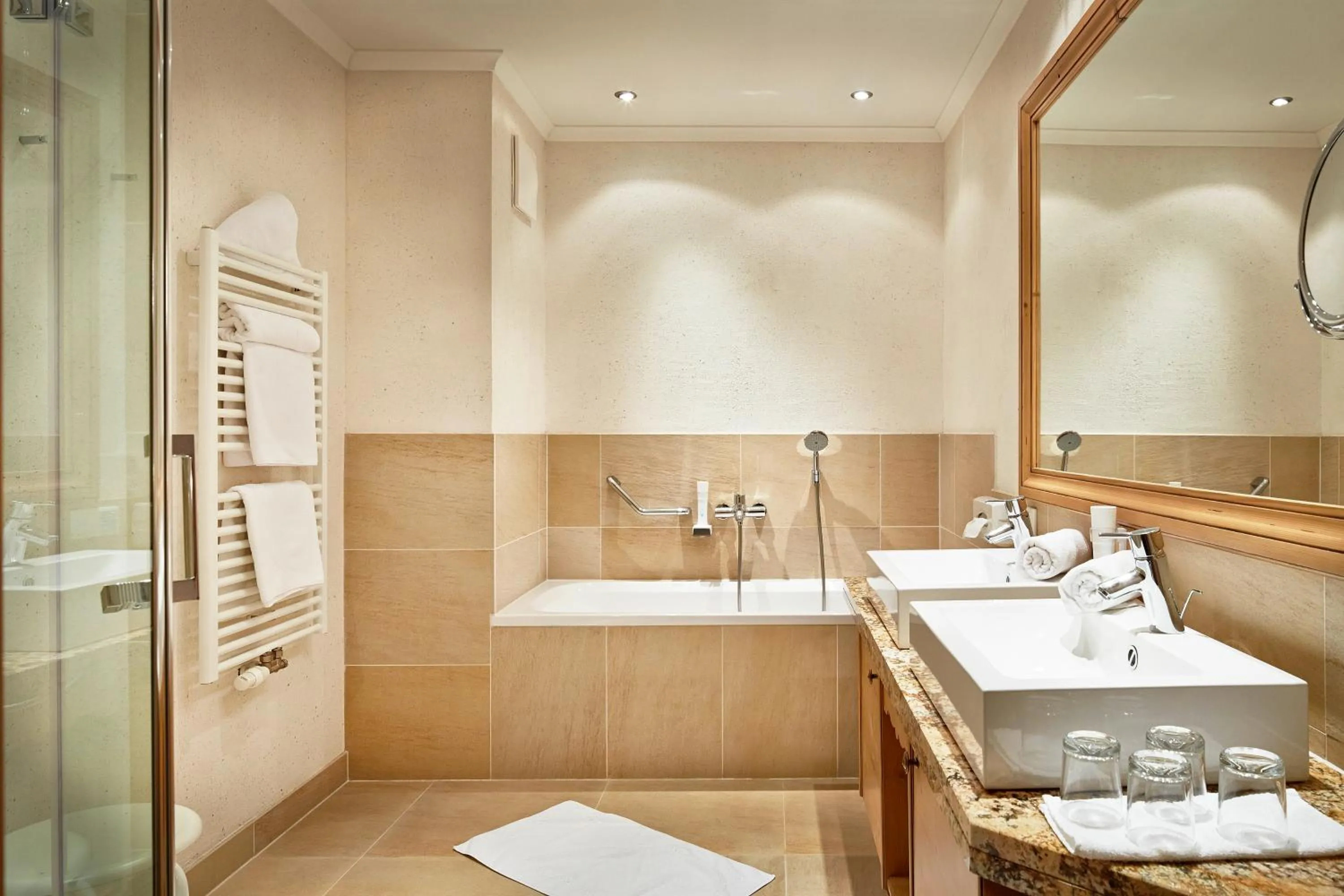 Bathroom in Bauernhof Hotel Oberschwarzach