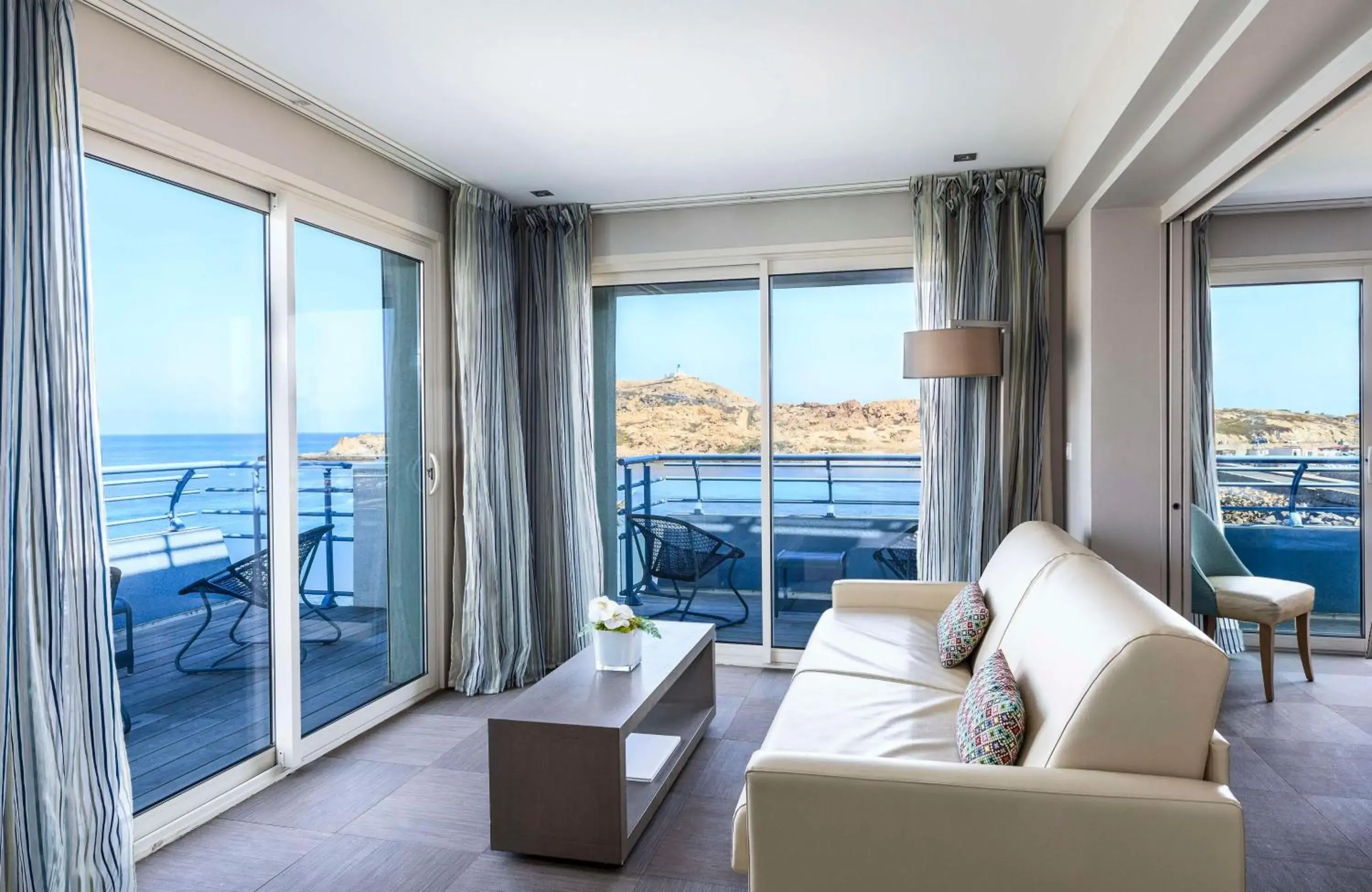 Photo of the whole room in Best Western Premier Santa Maria Photo of the whole room in Best Western Premier Santa Maria