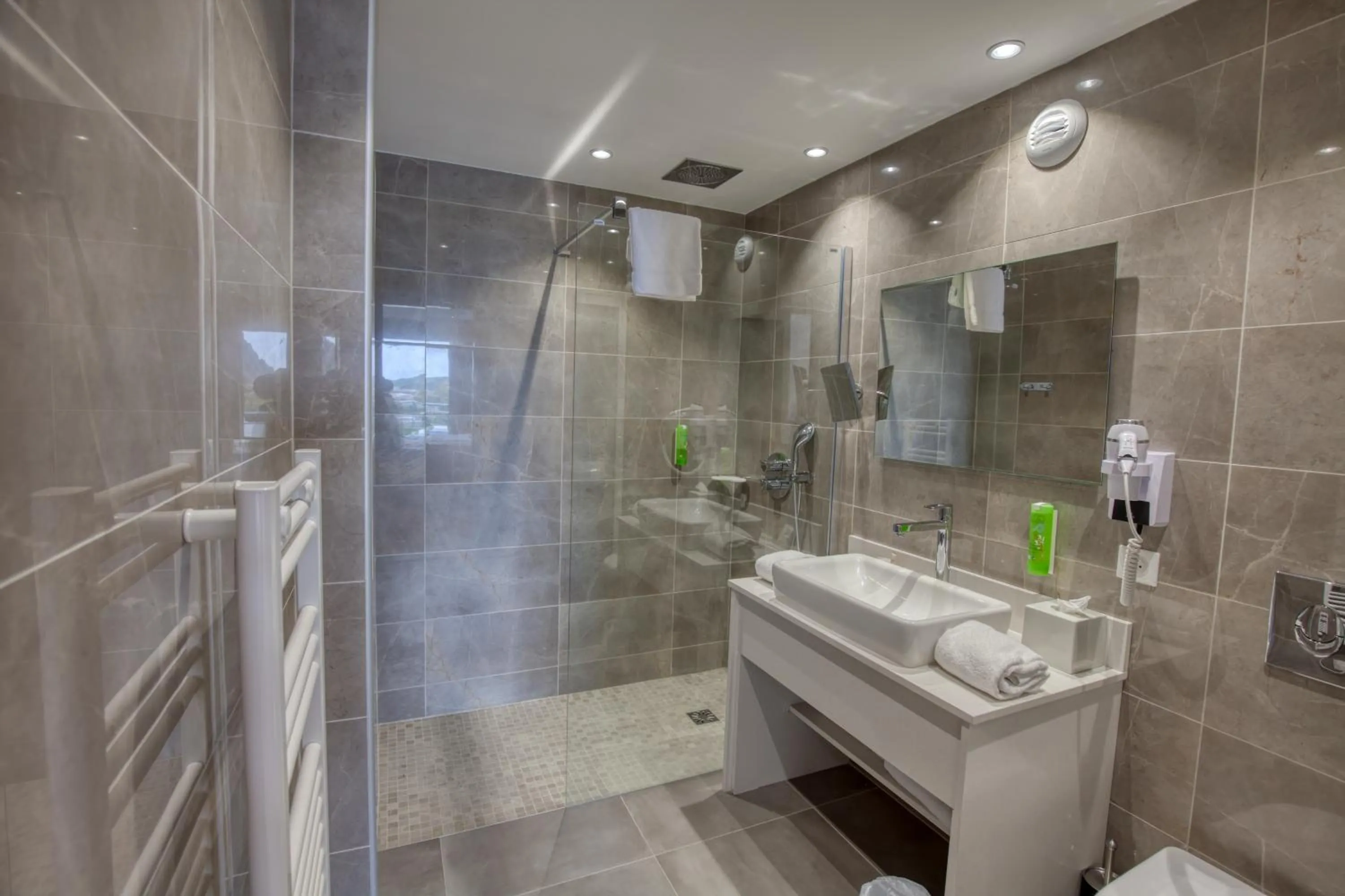 Bathroom in Best Western Premier Santa Maria