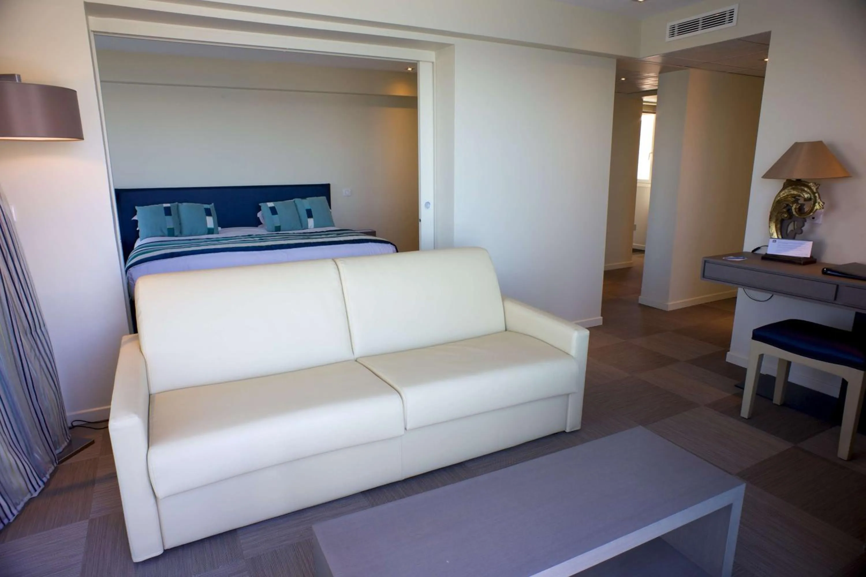 Photo of the whole room, Bed in Best Western Premier Santa Maria