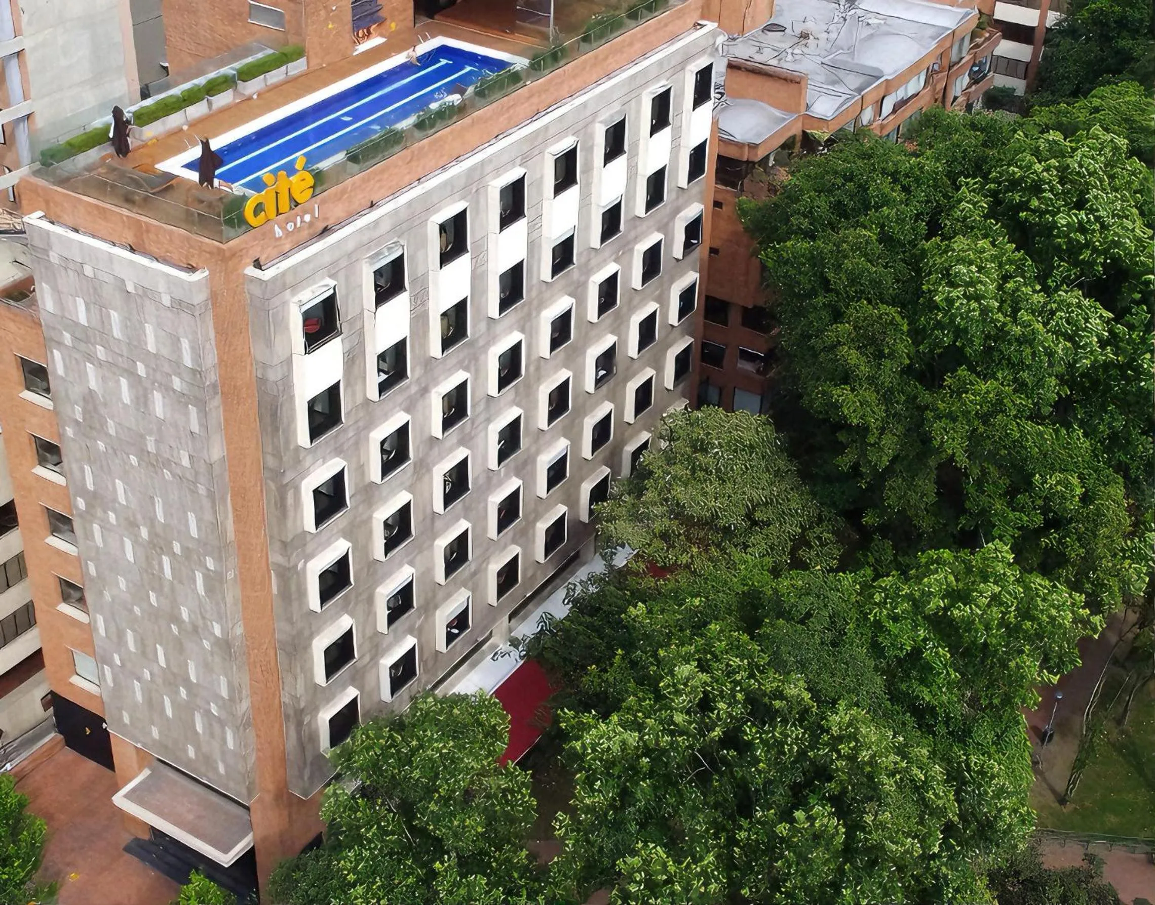 Property building in Cité Hotel