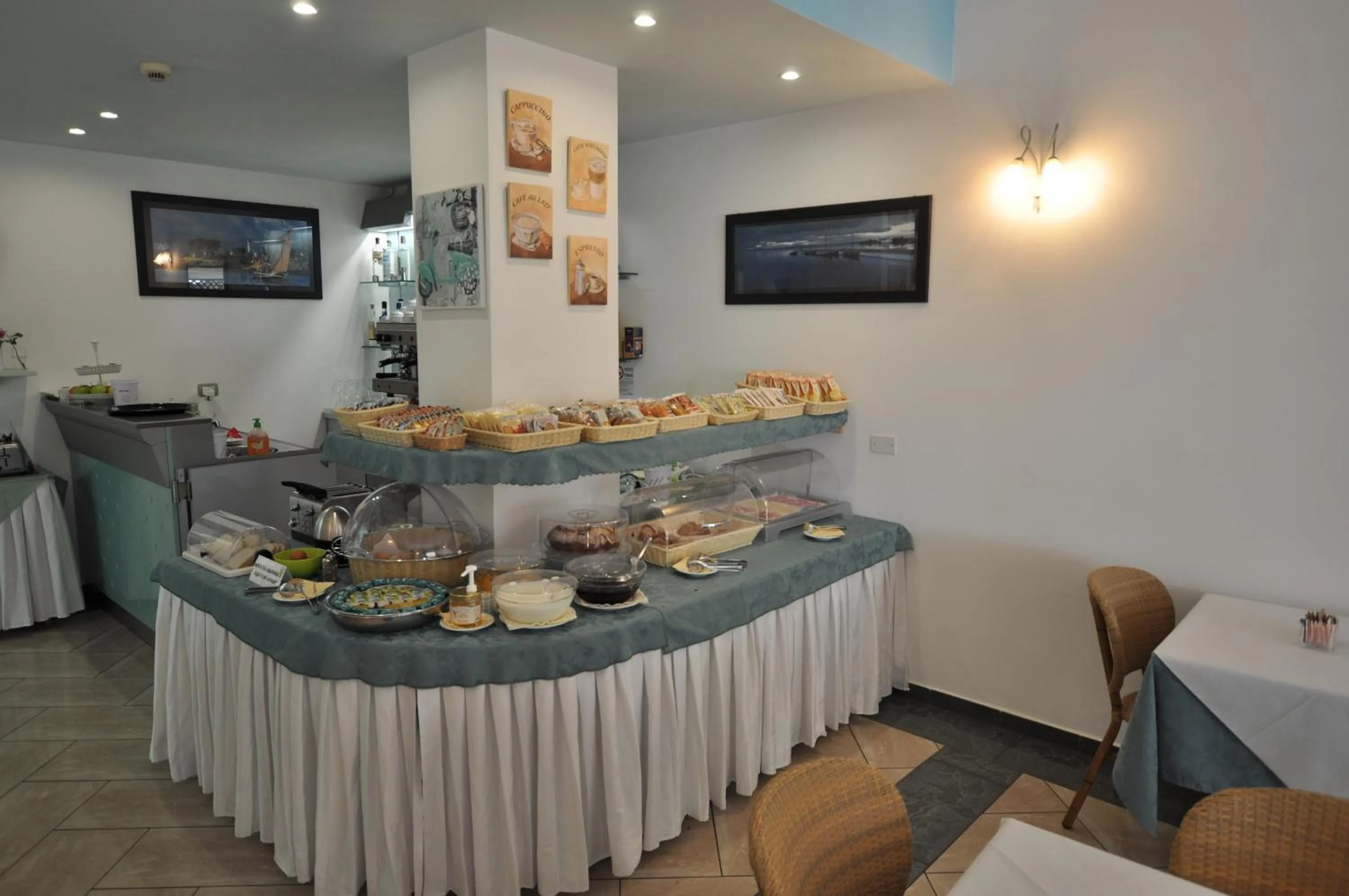 Food in Hotel Mistral