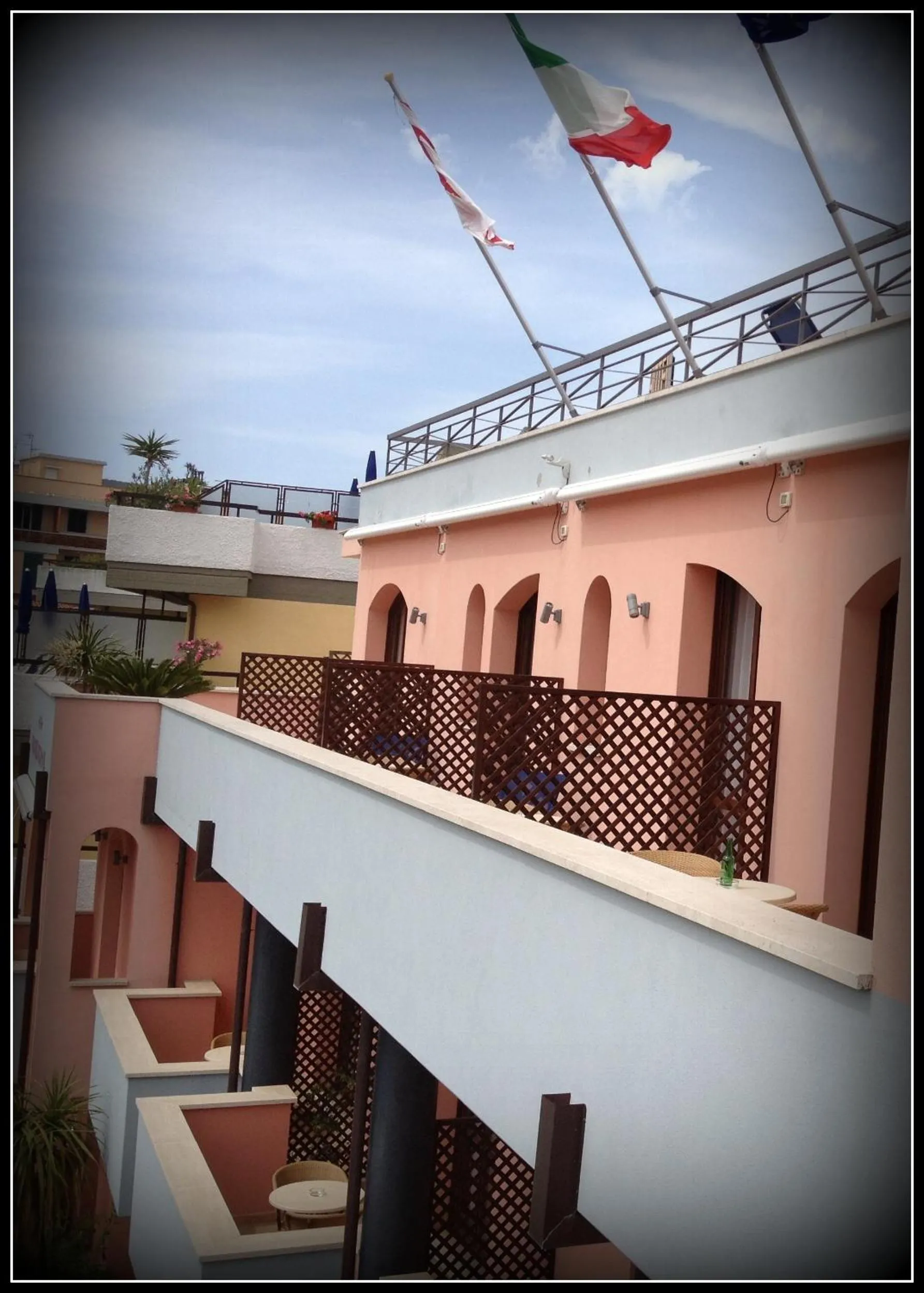 Facade/entrance in Hotel Mistral