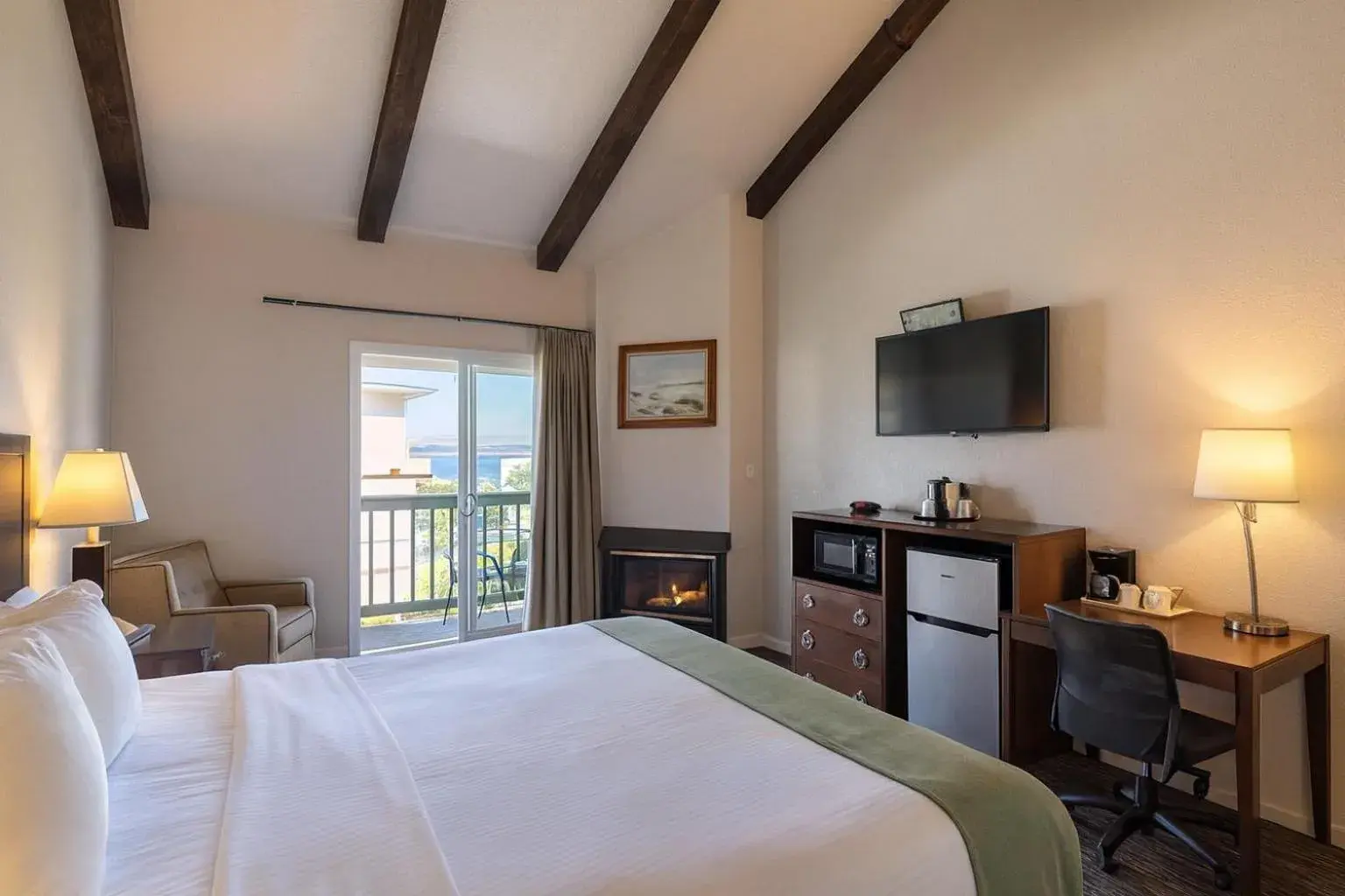 Bedroom, Bed in Cannery Row Inn Bedroom, Bed in Cannery Row Inn