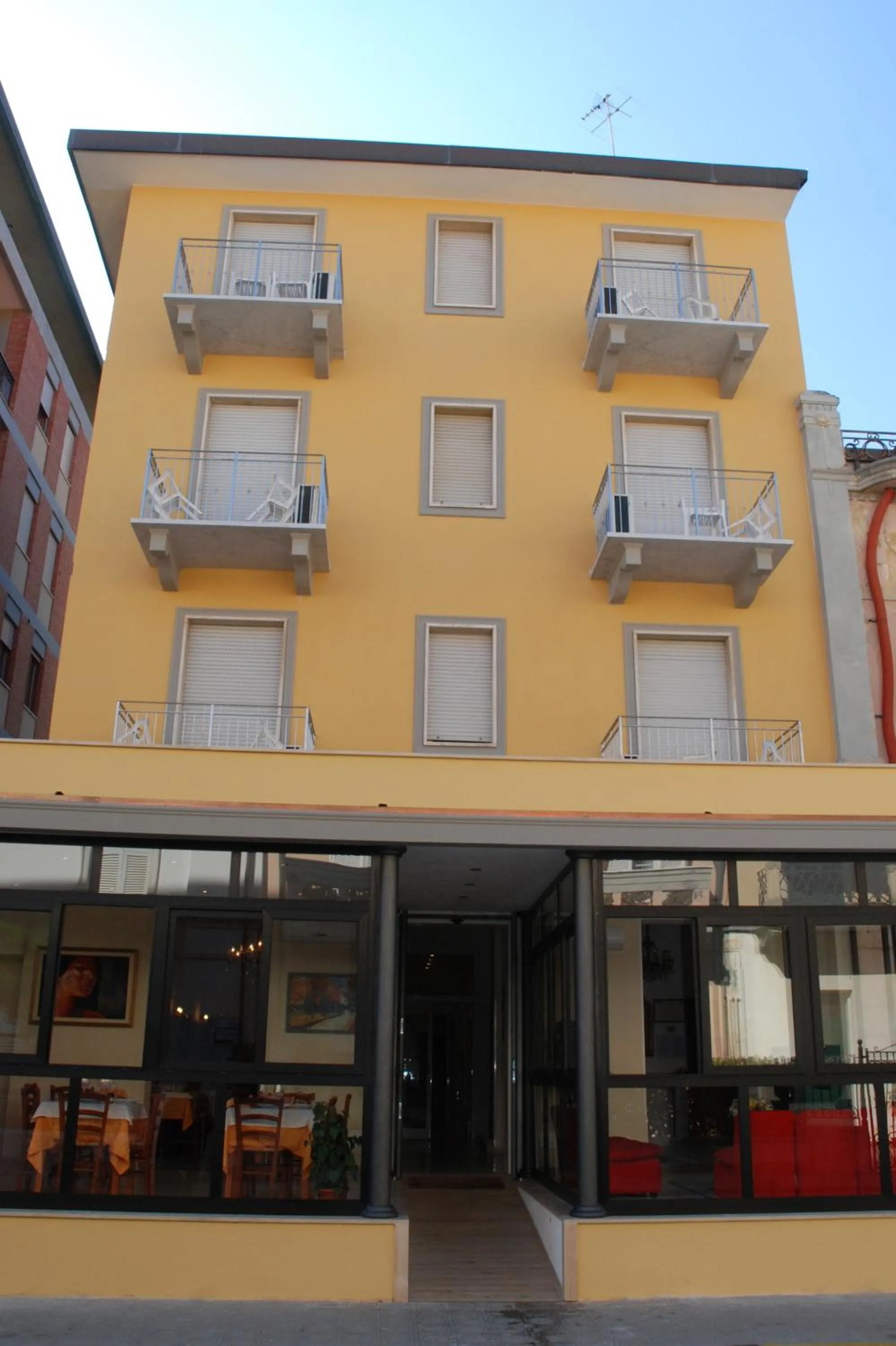 Property building in Hotel Caribe