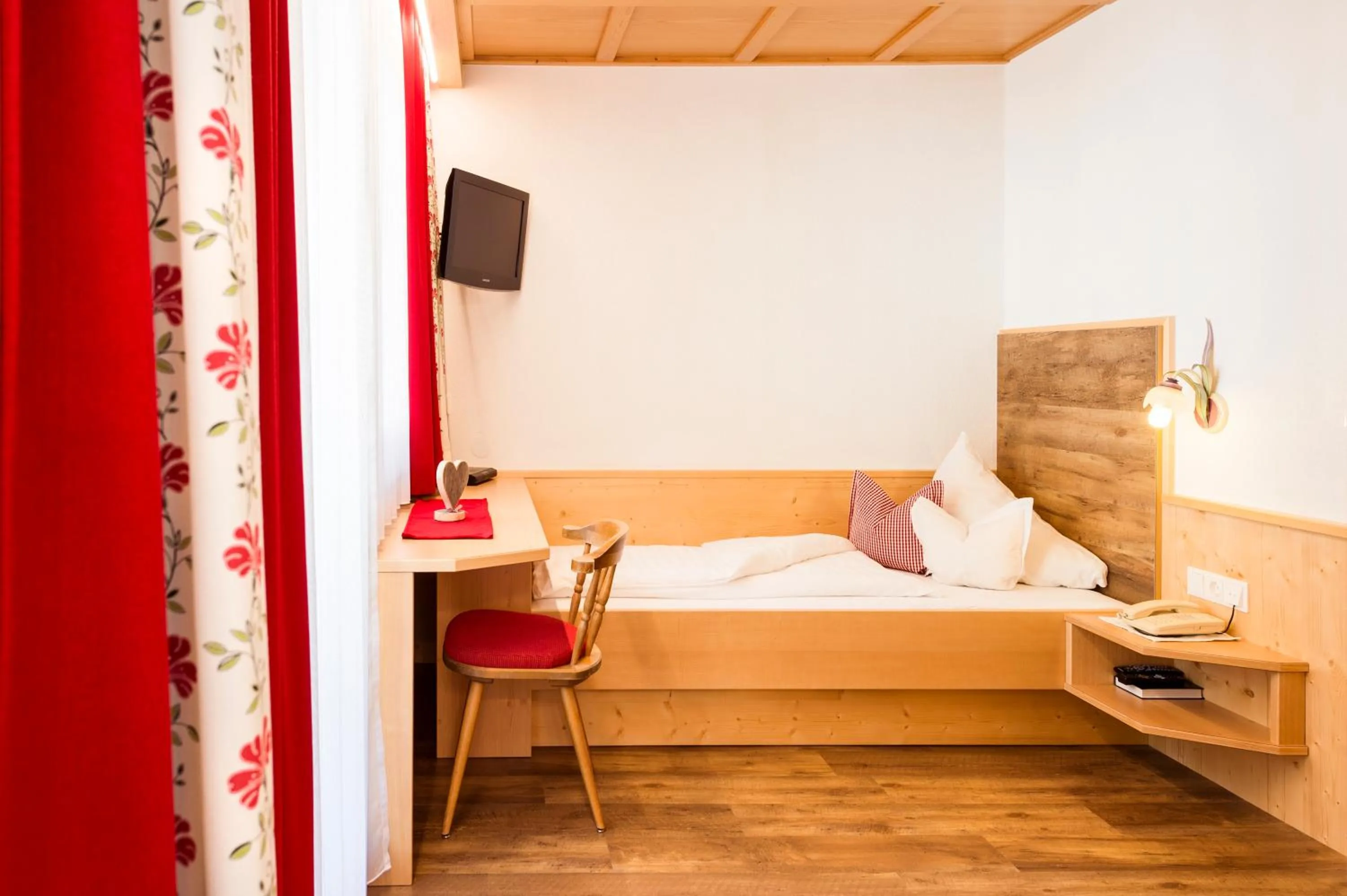 Photo of the whole room, Bed in Hotel Angelika