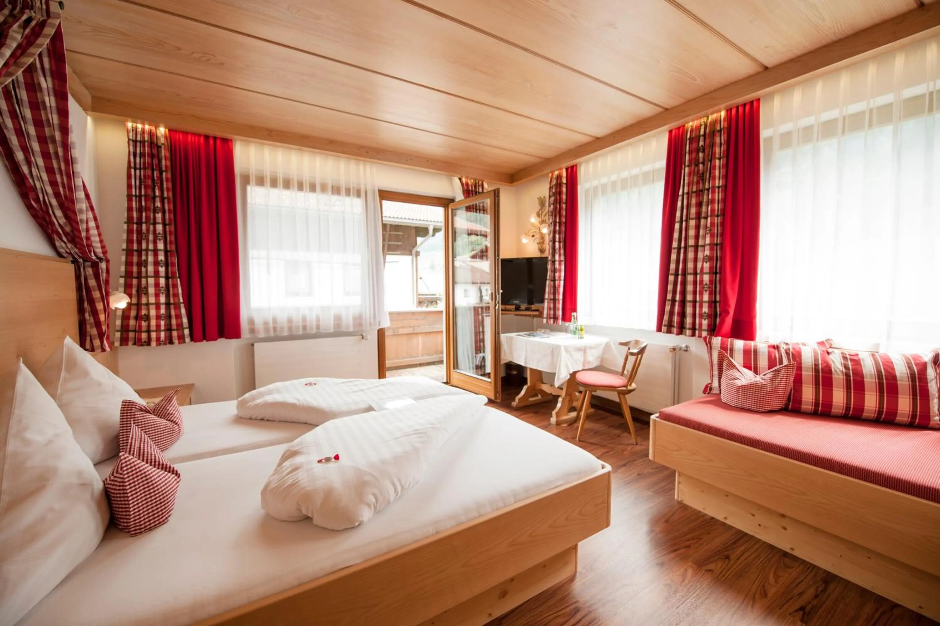 Photo of the whole room, Bed in Hotel Angelika