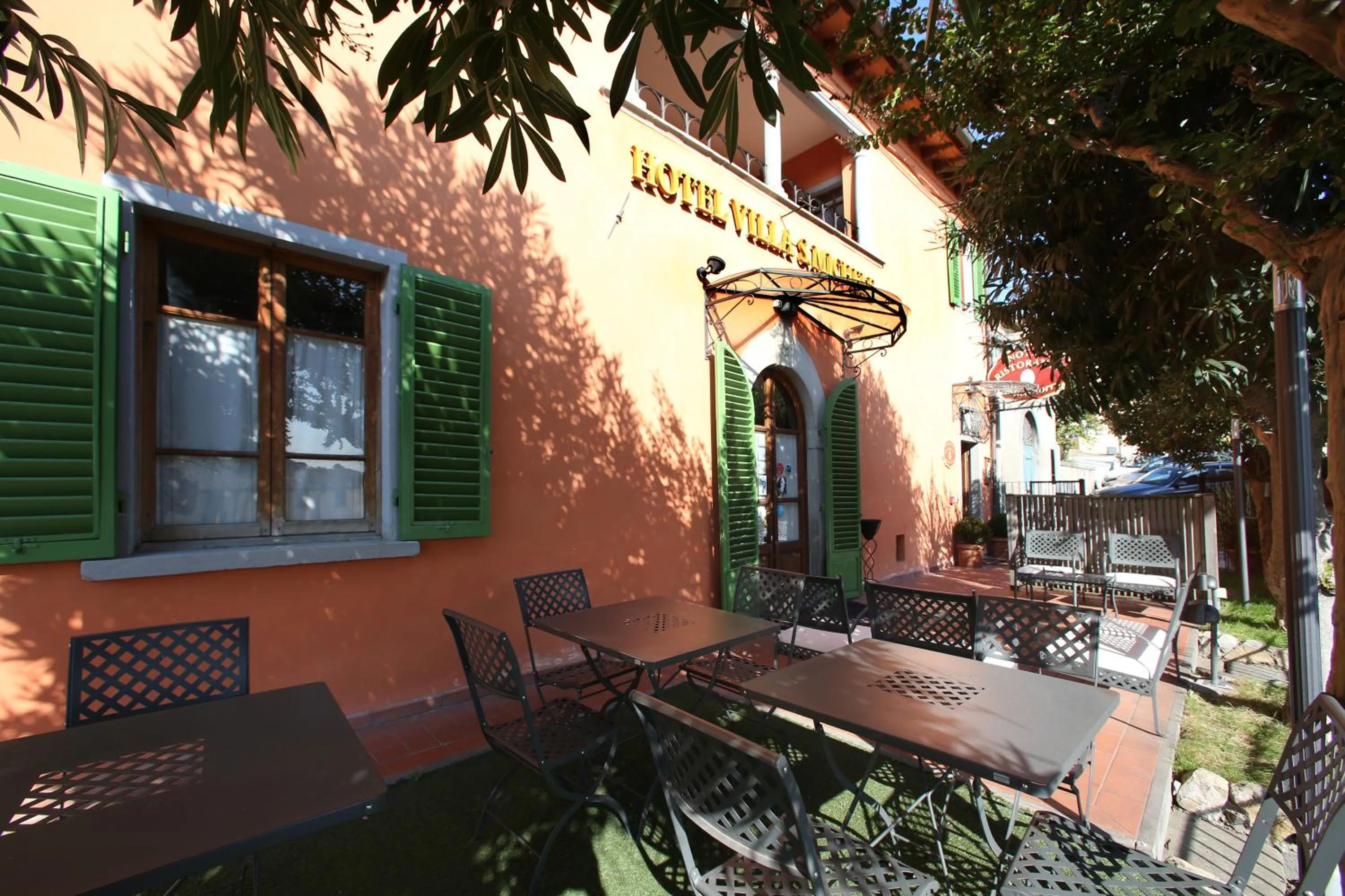 Facade/entrance in Hotel Villa San Michele