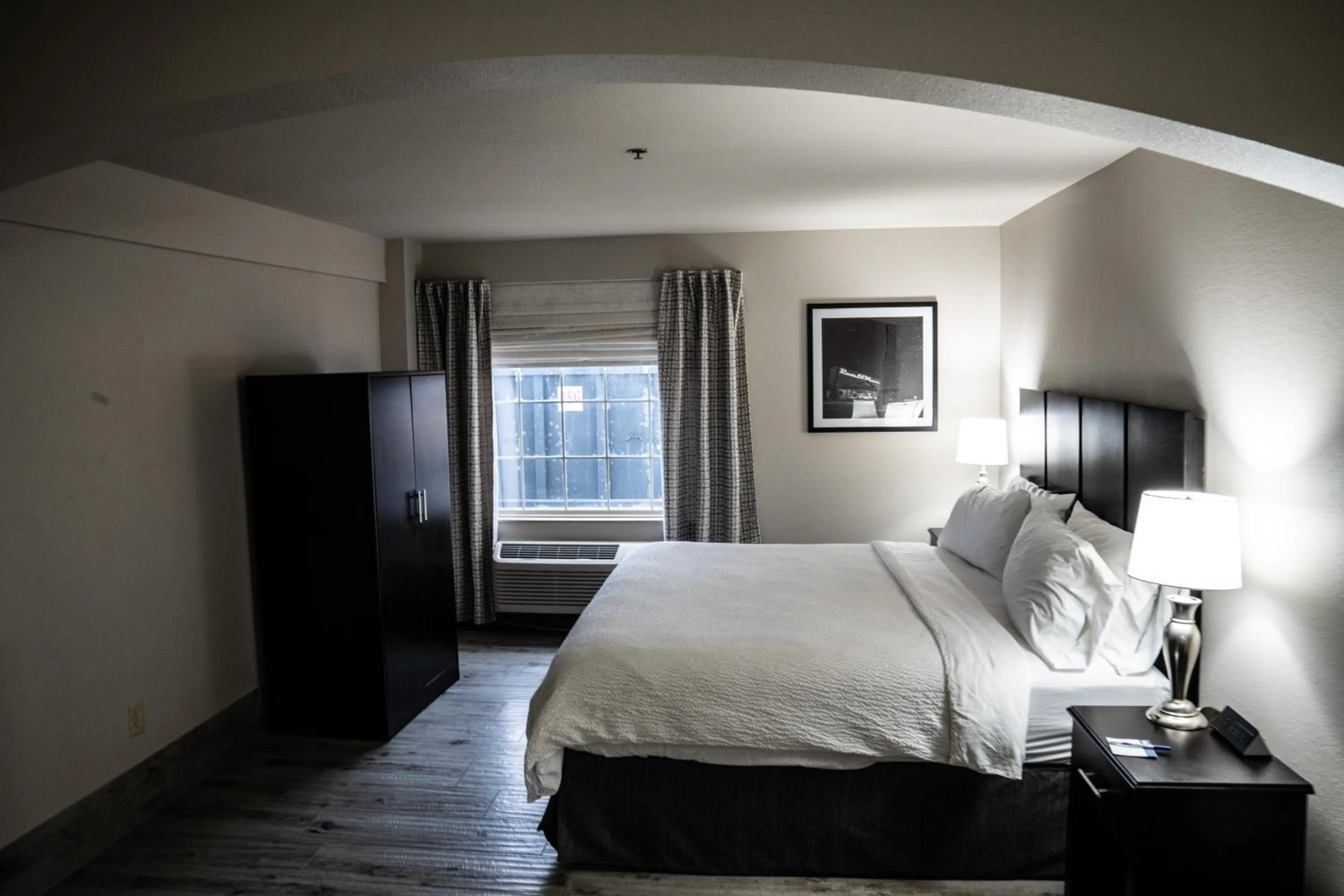 Bed in Lucille's Hotel, Restaurant, & Bar