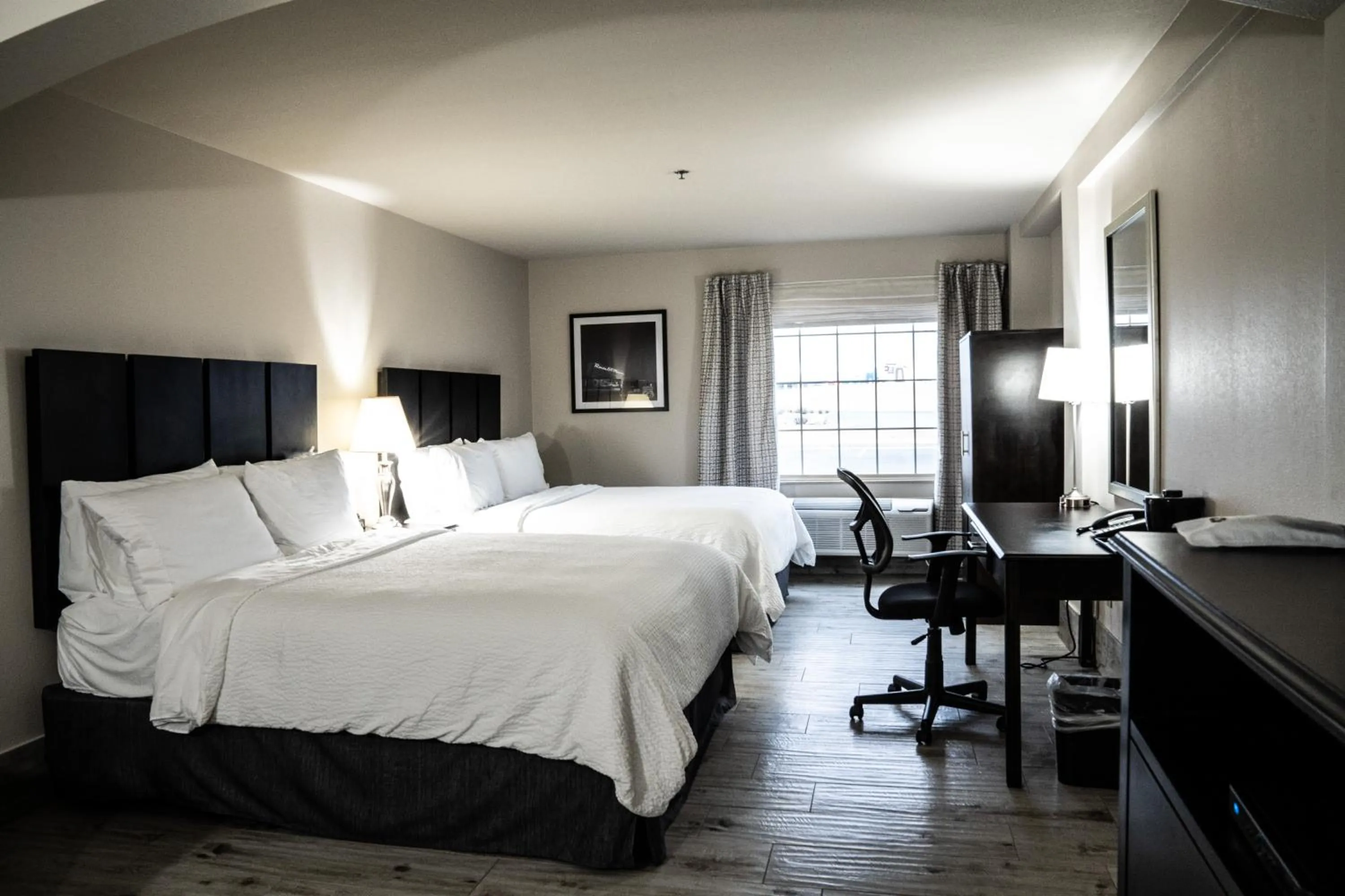 Photo of the whole room, Bed in Lucille's Hotel, Restaurant, & Bar