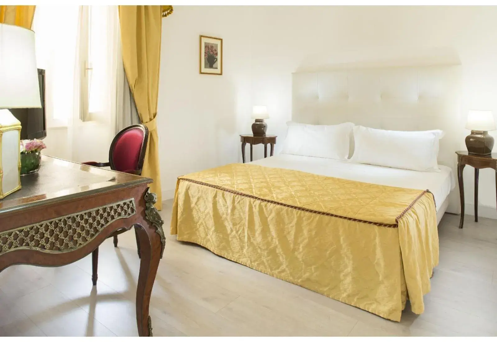 Bed in Grande Albergo Internazionale Bed in Grande Albergo Internazionale