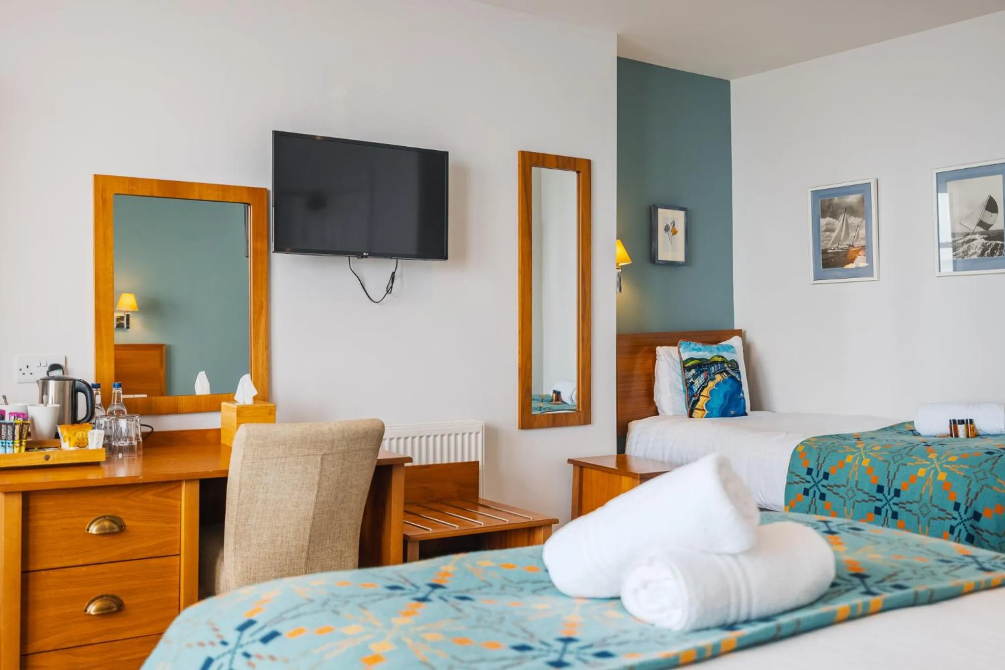 Bedroom, Bed in The Glengower