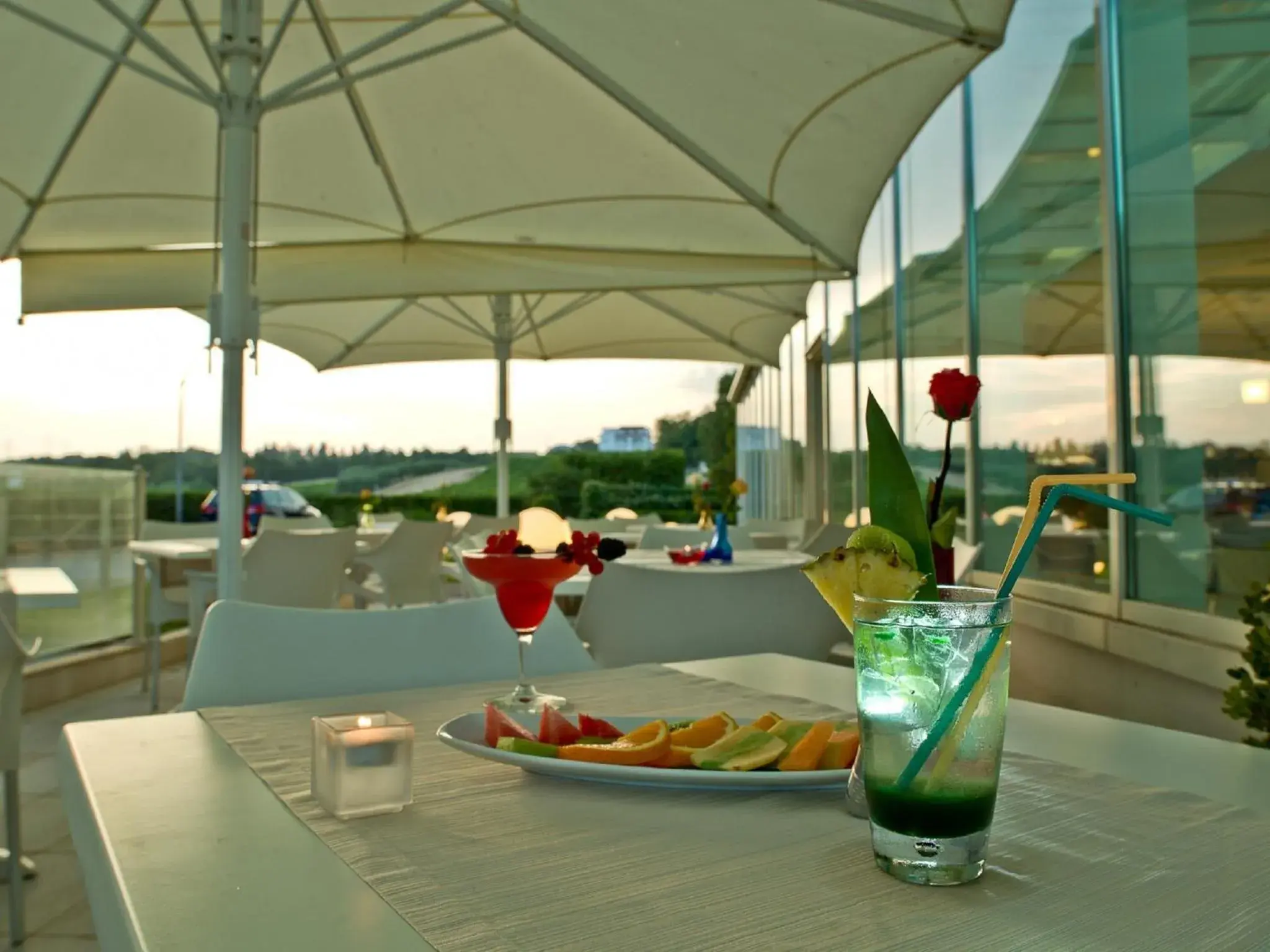 Lounge or bar in Breaking Business Hotel Lounge or bar in Breaking Business Hotel